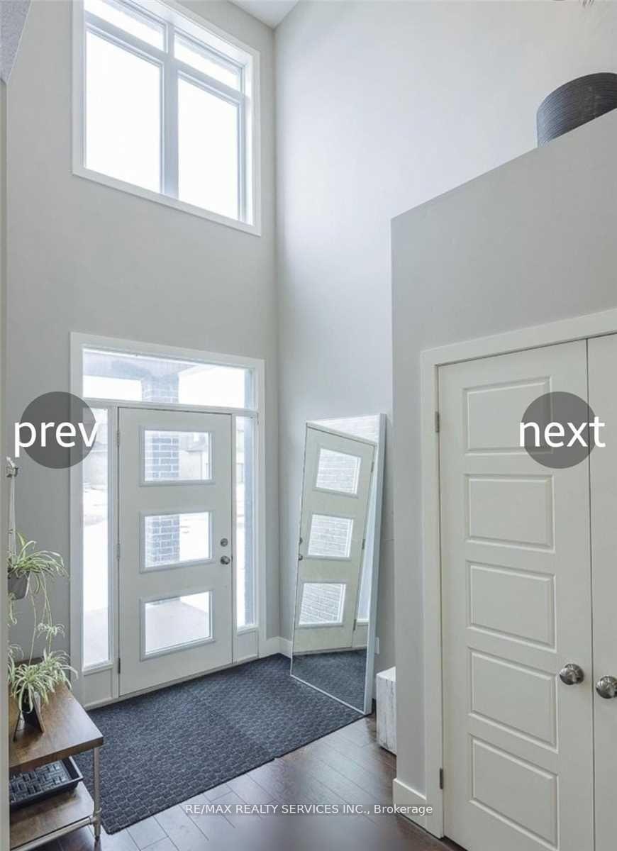 Photo 3 of 1368 Lawson Road, London, North I — HOMEH