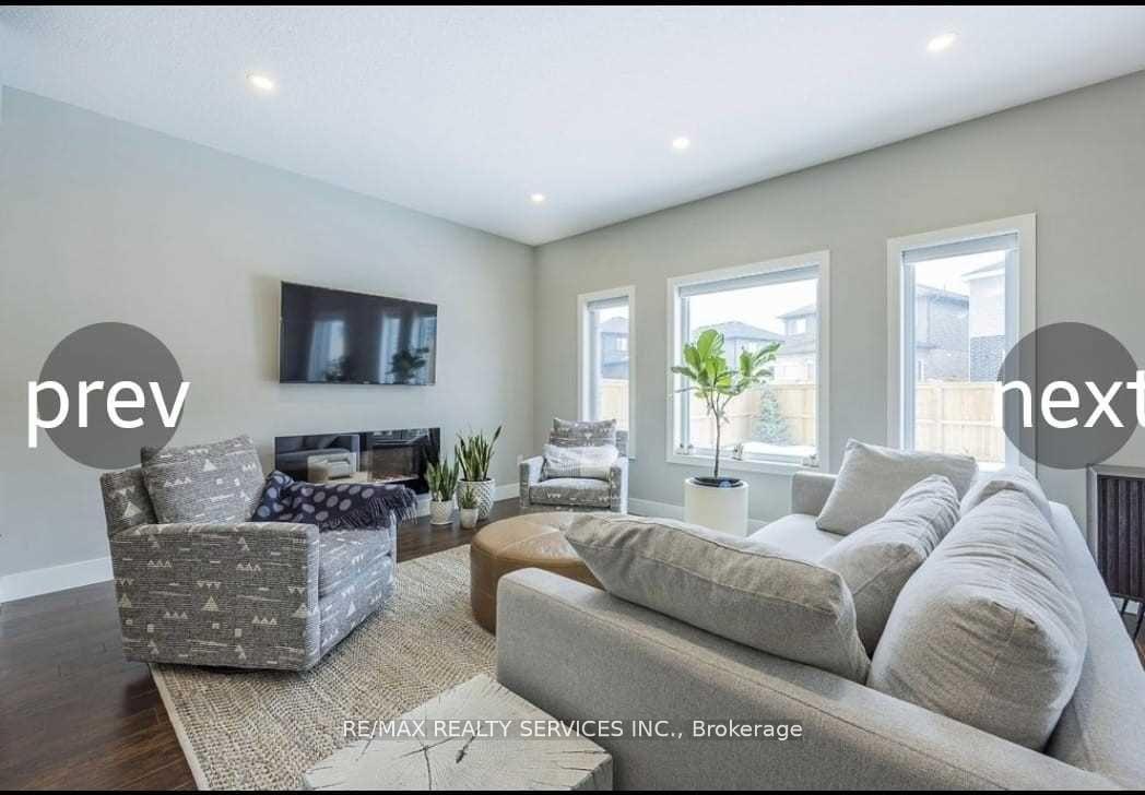 Photo 7 of 1368 Lawson Road, London, North I — HOMEH