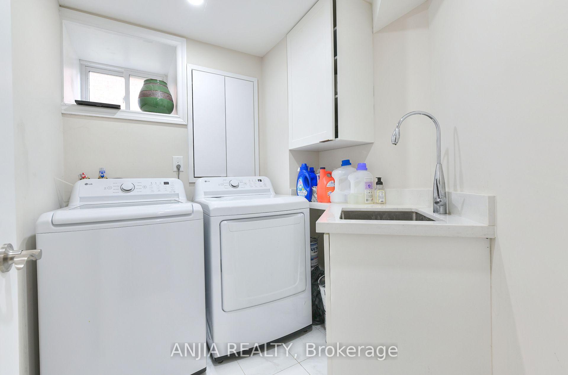Photo 36 of 127 Tomlinson Circle, Markham, Buttonville — HOMEH