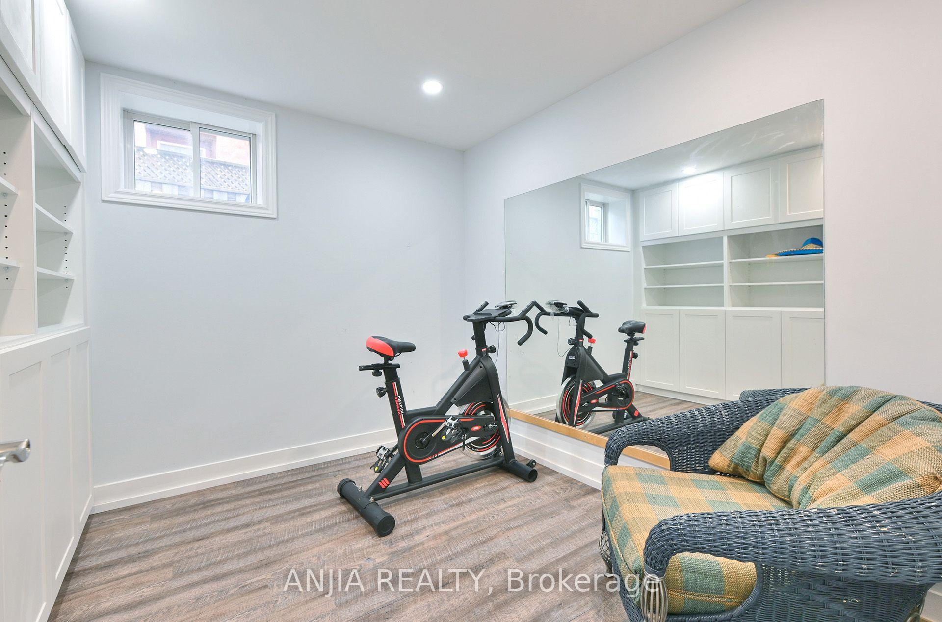 Photo 38 of 127 Tomlinson Circle, Markham, Buttonville — HOMEH