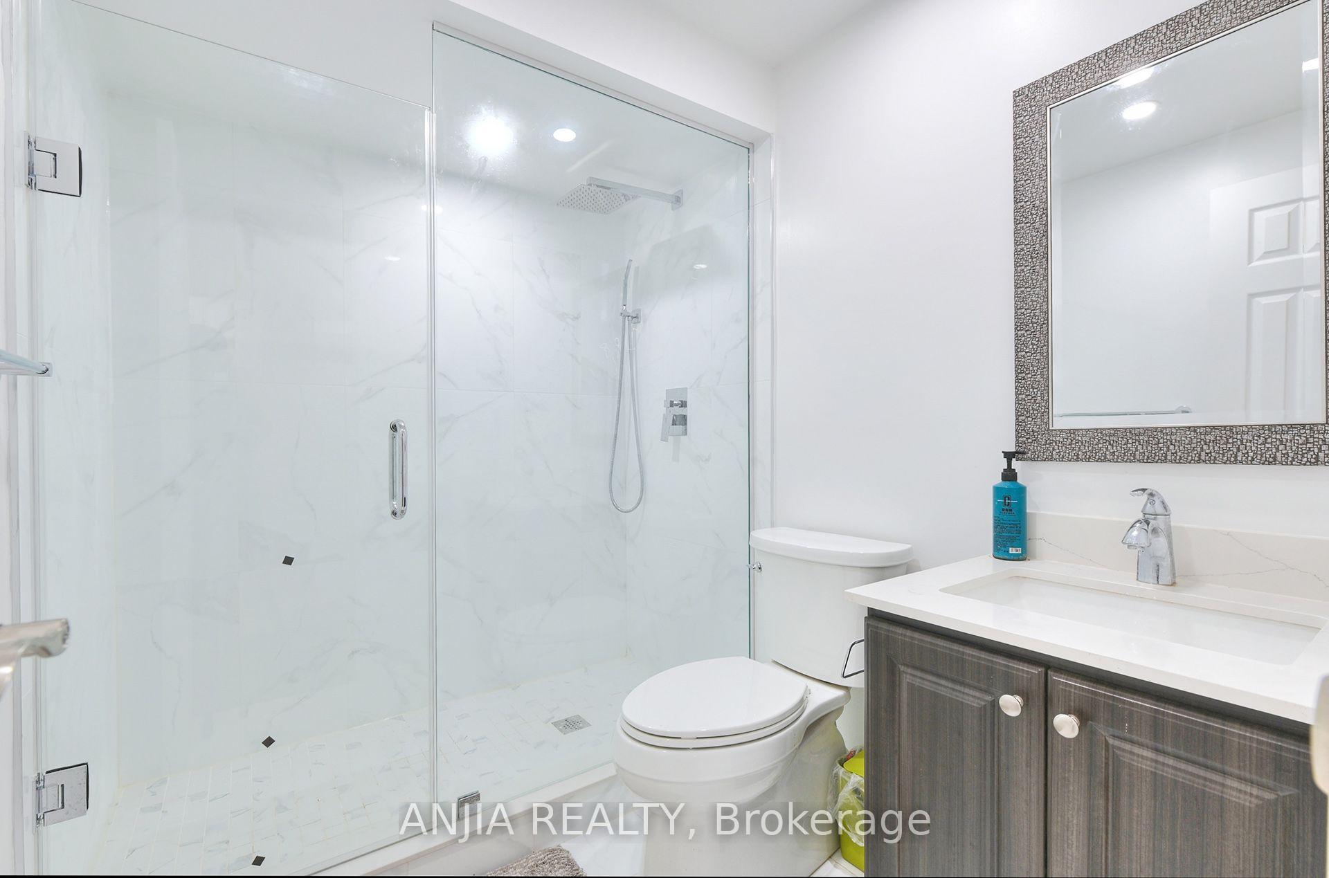 Photo 39 of 127 Tomlinson Circle, Markham, Buttonville — HOMEH