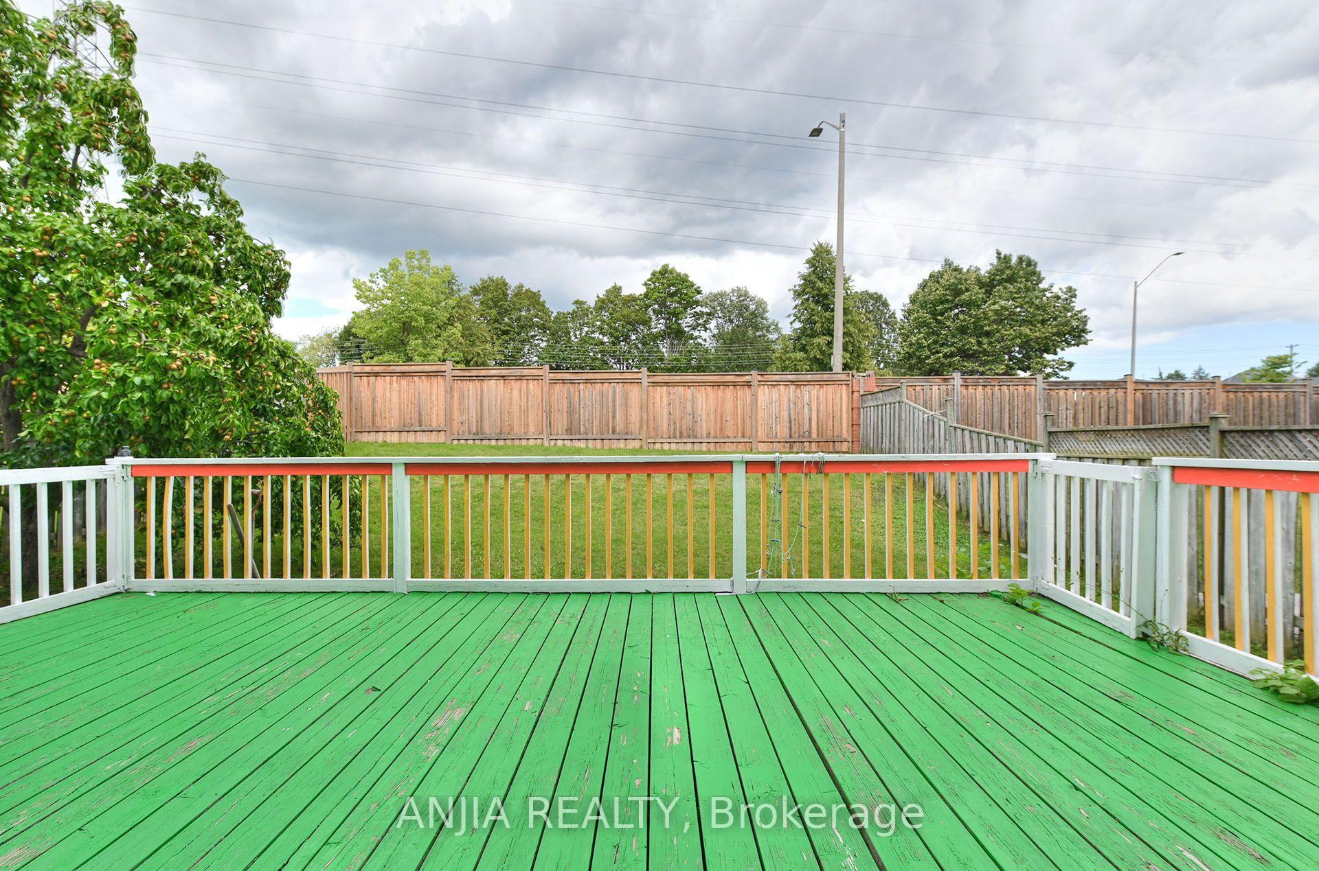 Photo 45 of 127 Tomlinson Circle, Markham, Buttonville — HOMEH
