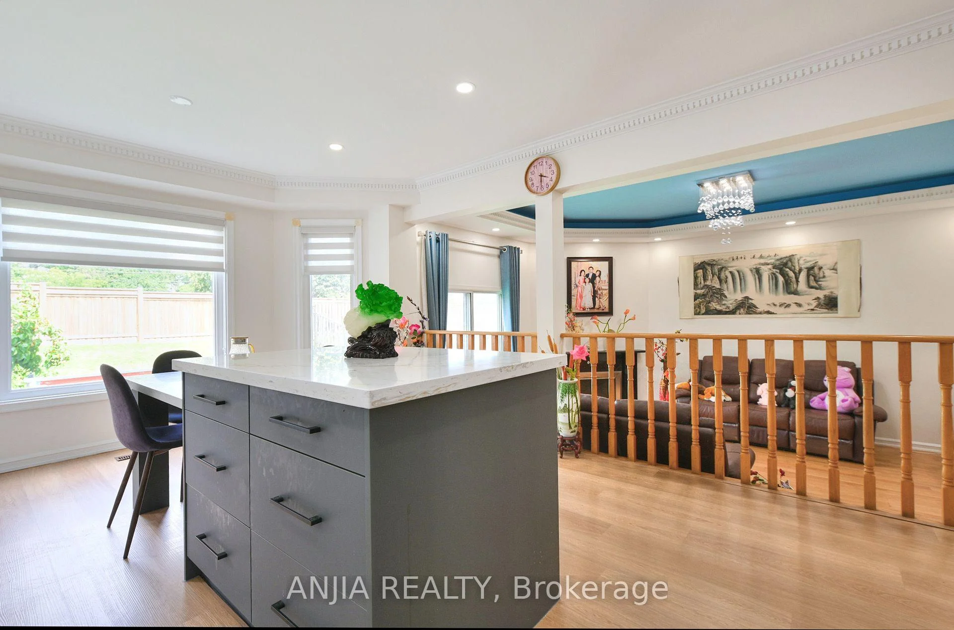 Photo 18 of 127 Tomlinson Circle, Markham, Buttonville — HOMEH