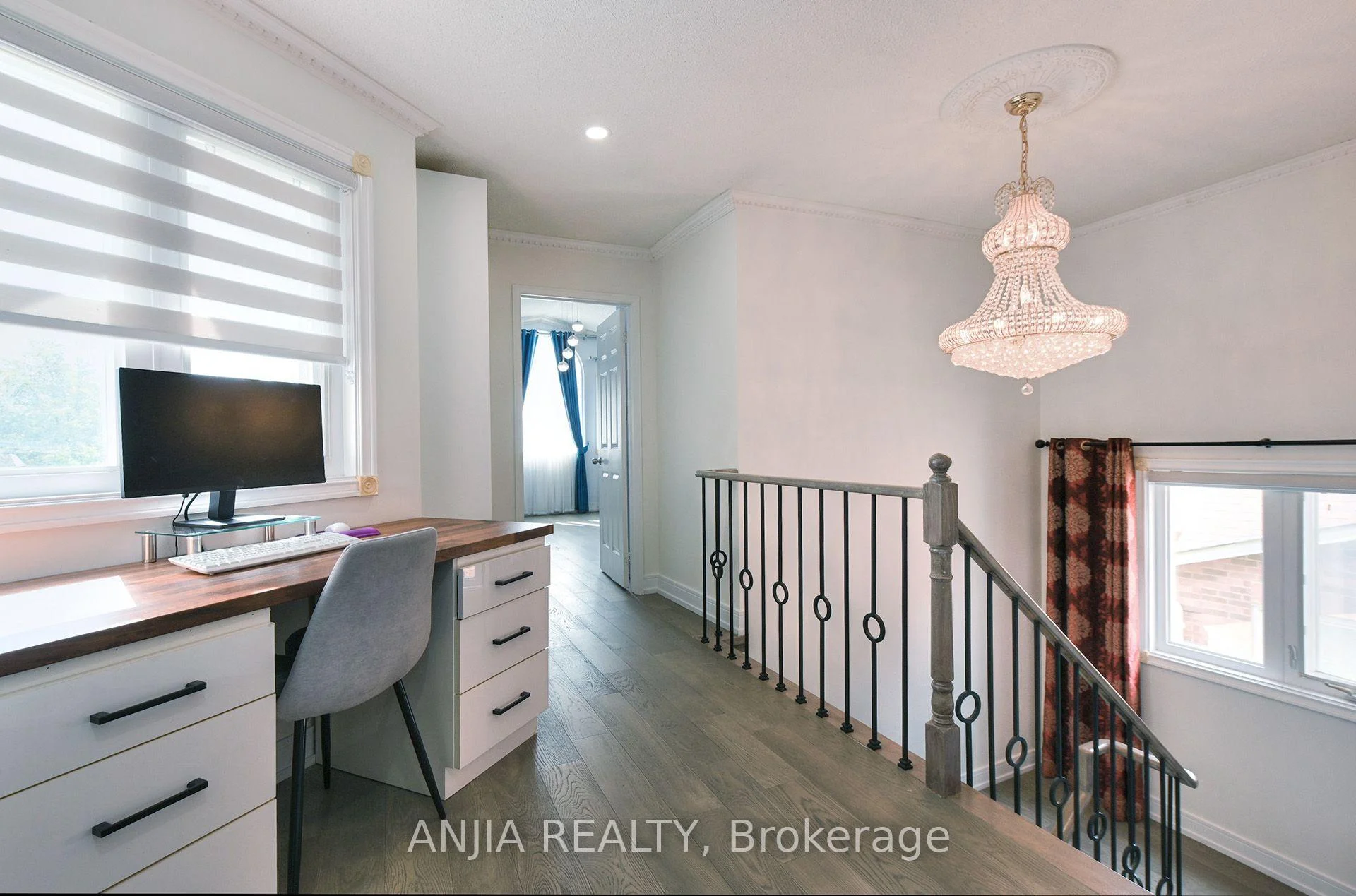 Photo 21 of 127 Tomlinson Circle, Markham, Buttonville — HOMEH