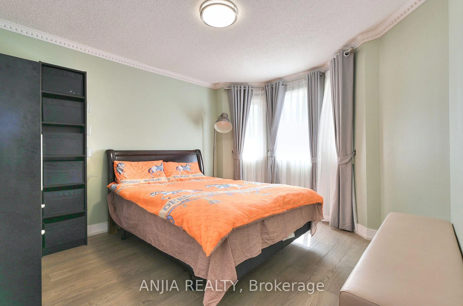 Photo 25 of 127 Tomlinson Circle, Markham, Buttonville — HOMEH
