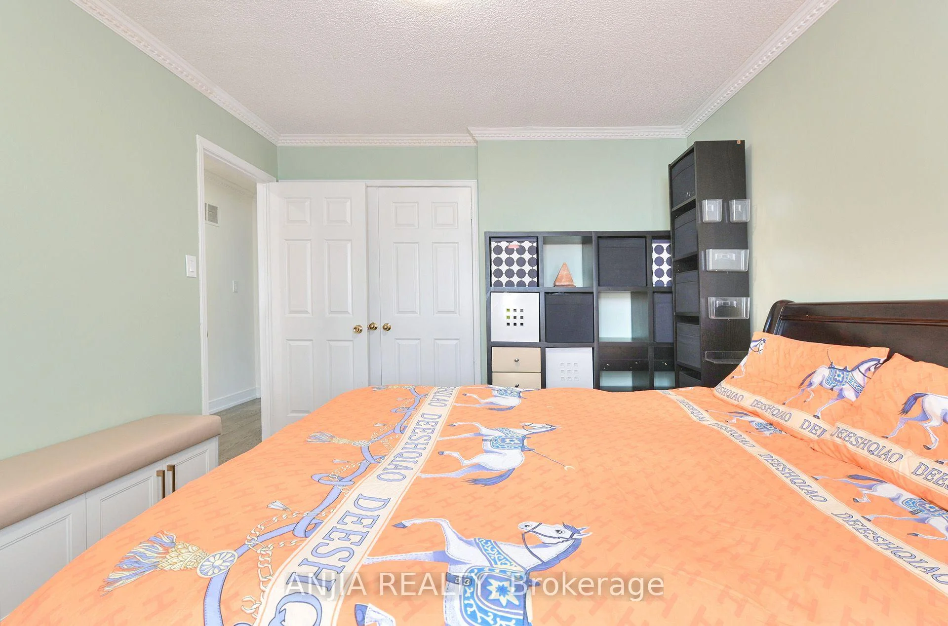 Photo 28 of 127 Tomlinson Circle, Markham, Buttonville — HOMEH