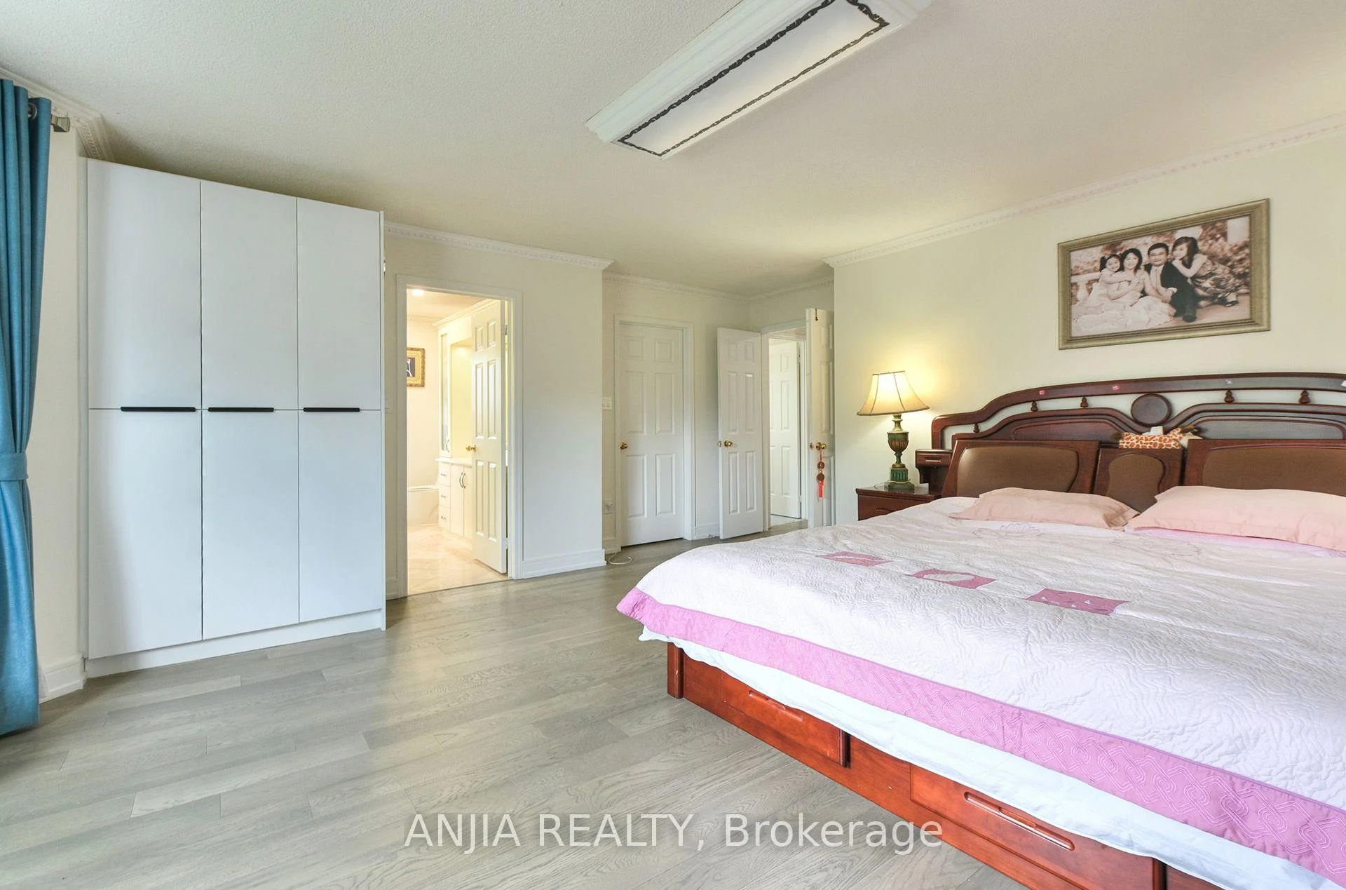 Photo 37 of 127 Tomlinson Circle, Markham, Buttonville — HOMEH