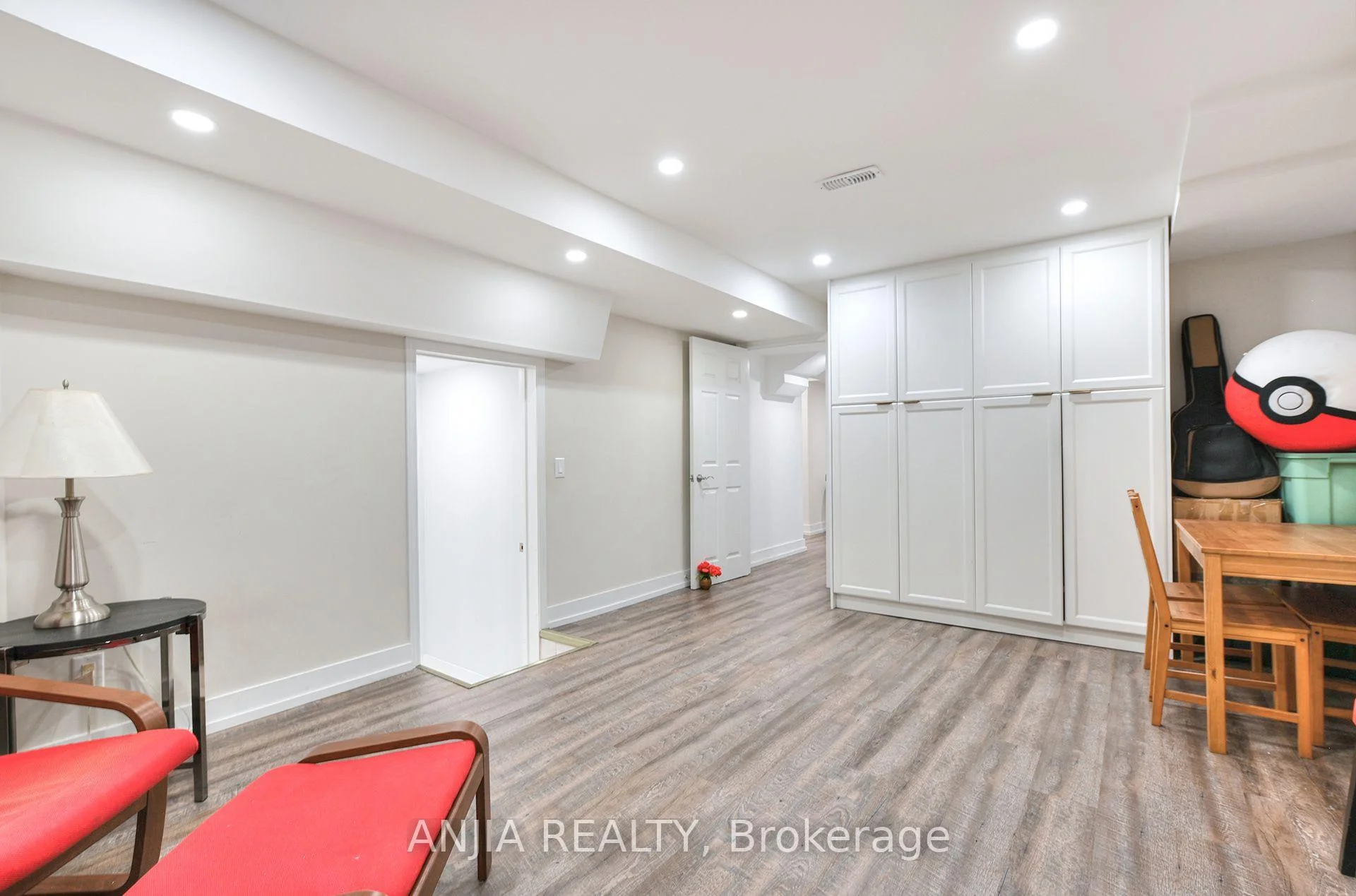 Photo 43 of 127 Tomlinson Circle, Markham, Buttonville — HOMEH