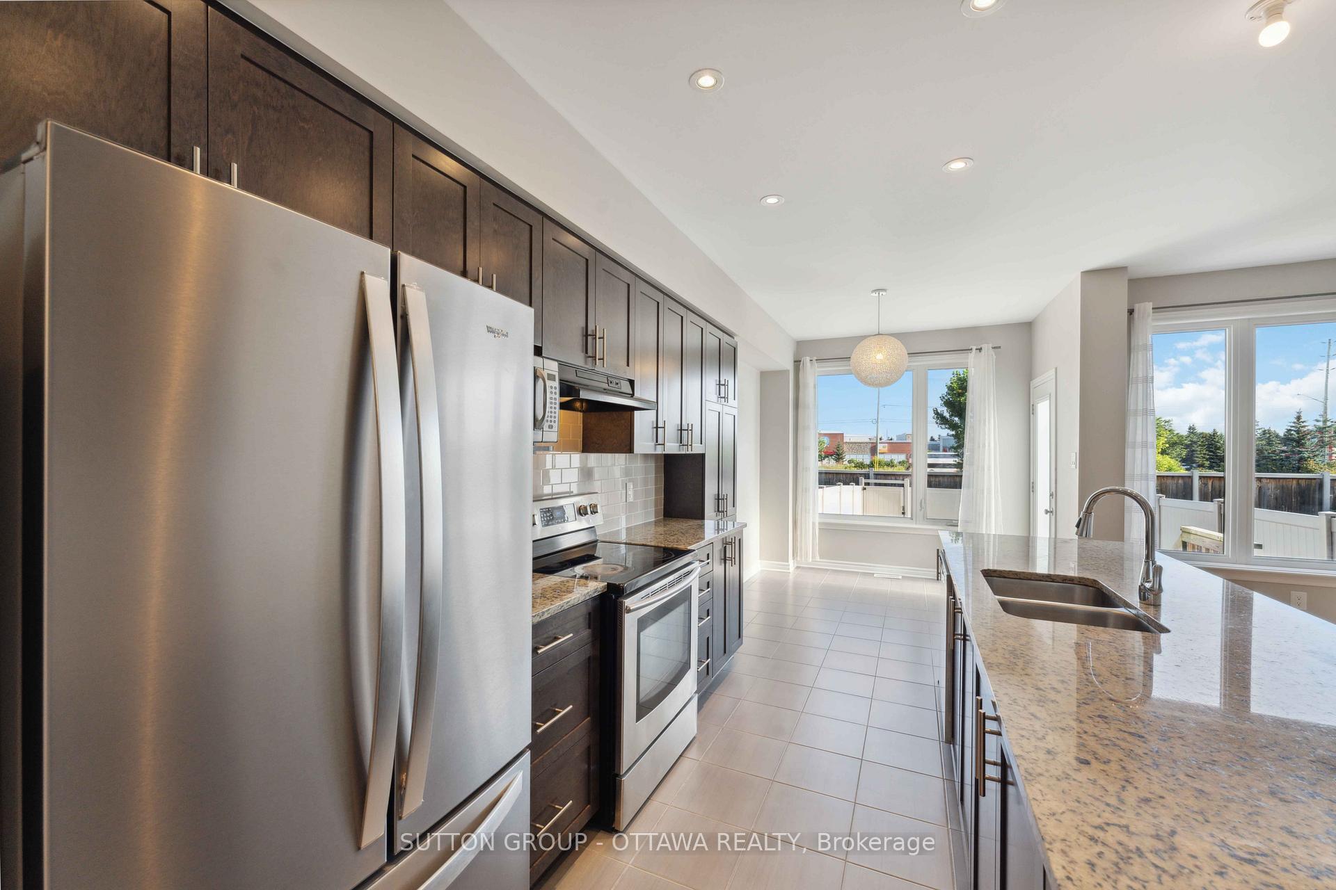 Photo 20 of 136 Mattingly Way, Ottawa, Riverside South/Gloucester Glen — HOMEH