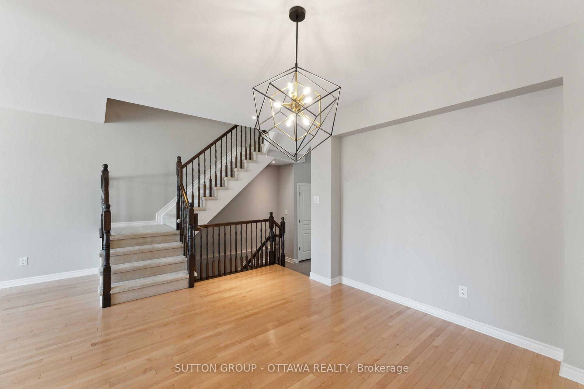 Photo 22 of 136 Mattingly Way, Ottawa, Riverside South/Gloucester Glen — HOMEH