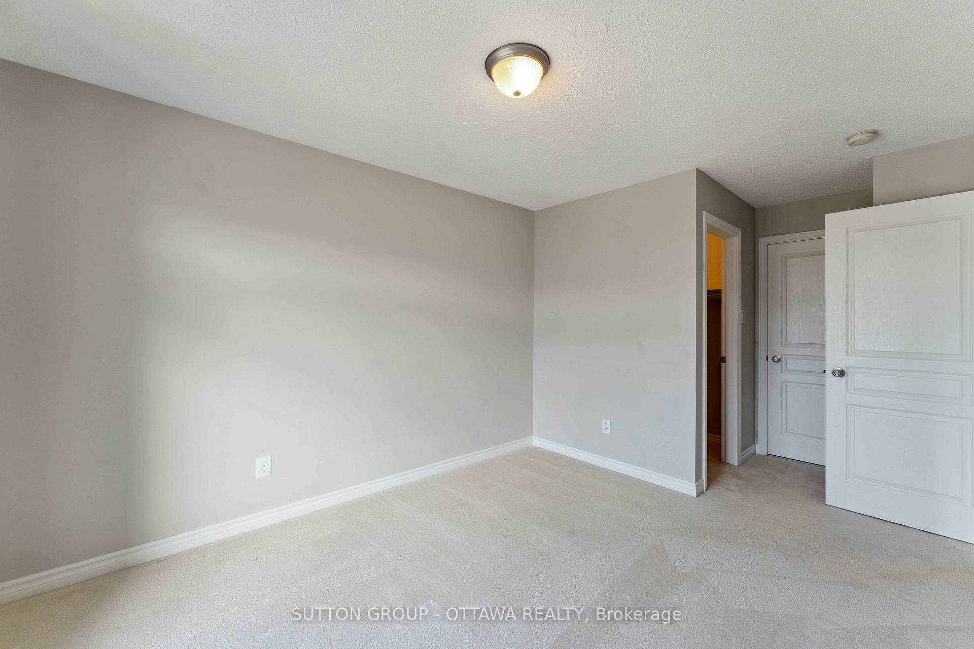 Photo 35 of 136 Mattingly Way, Ottawa, Riverside South/Gloucester Glen — HOMEH