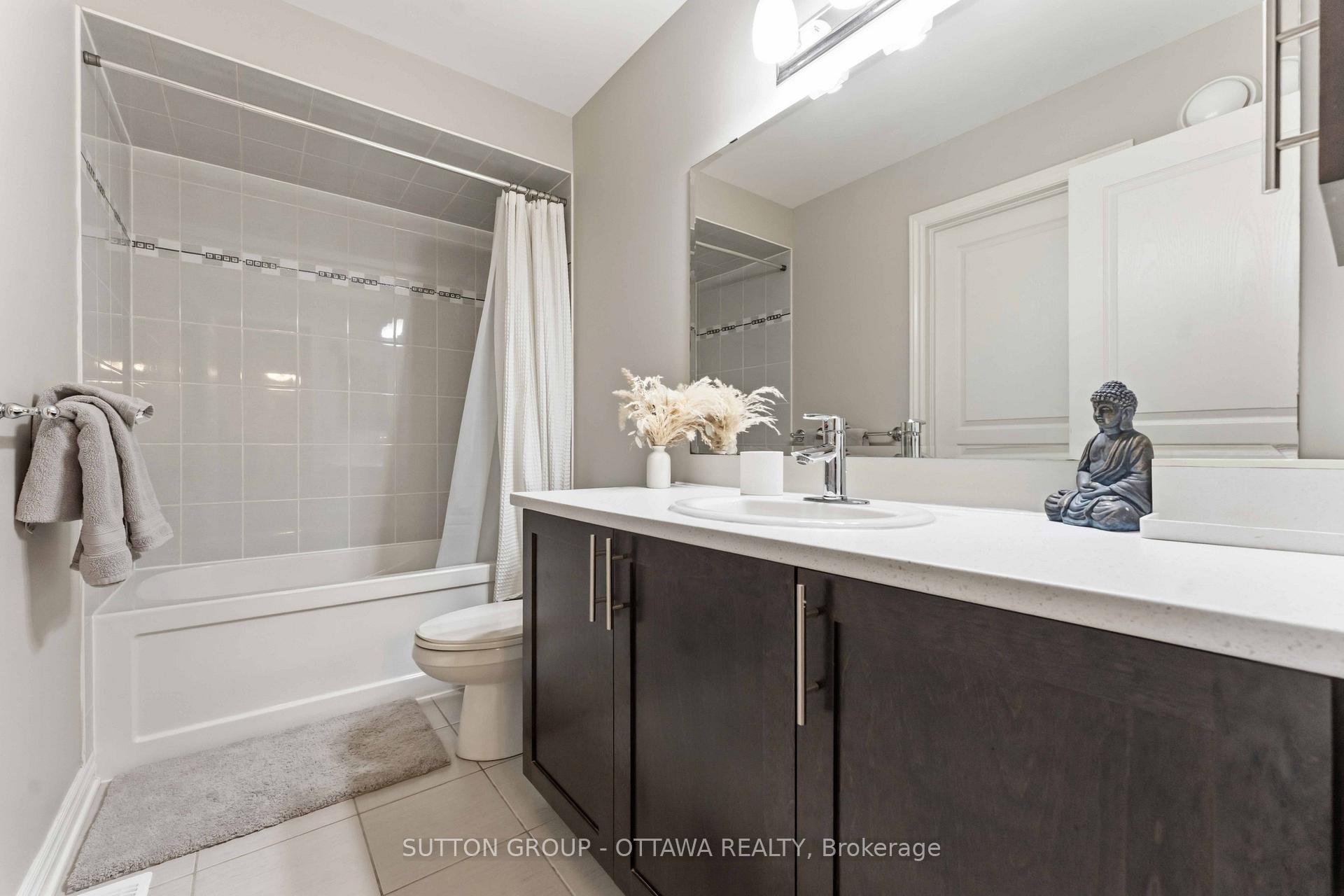 Photo 36 of 136 Mattingly Way, Ottawa, Riverside South/Gloucester Glen — HOMEH
