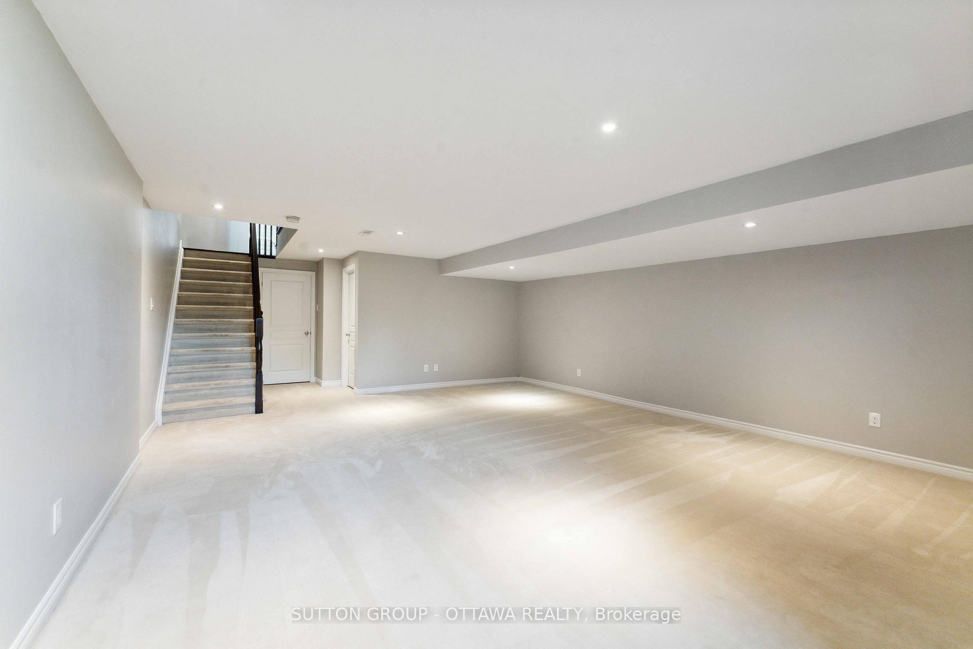 Photo 40 of 136 Mattingly Way, Ottawa, Riverside South/Gloucester Glen — HOMEH