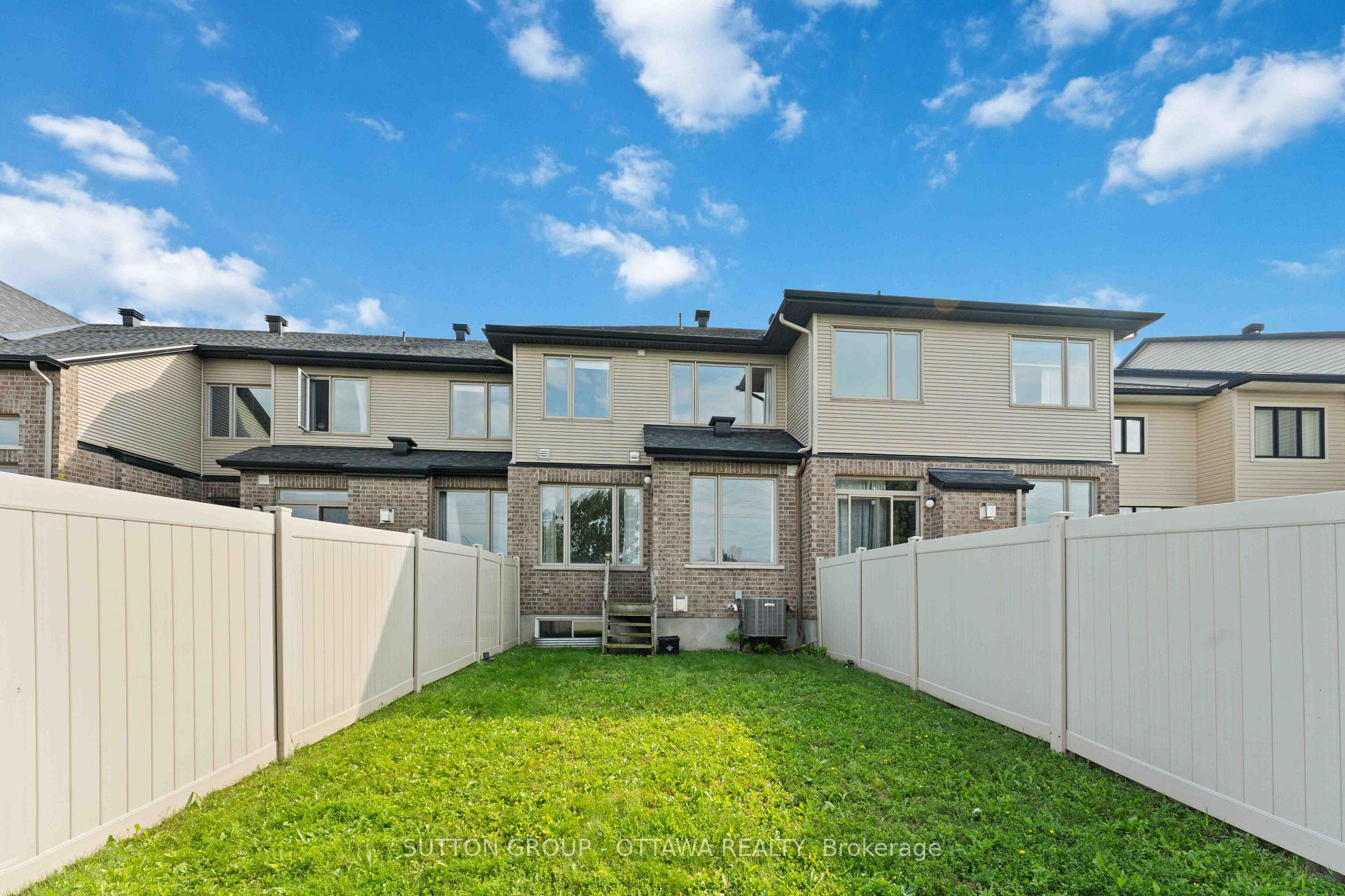 Photo 46 of 136 Mattingly Way, Ottawa, Riverside South/Gloucester Glen — HOMEH