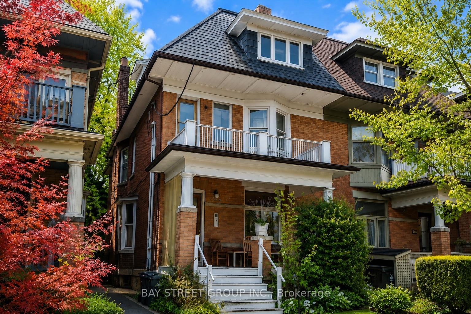 Photo of 586 Huron Street
