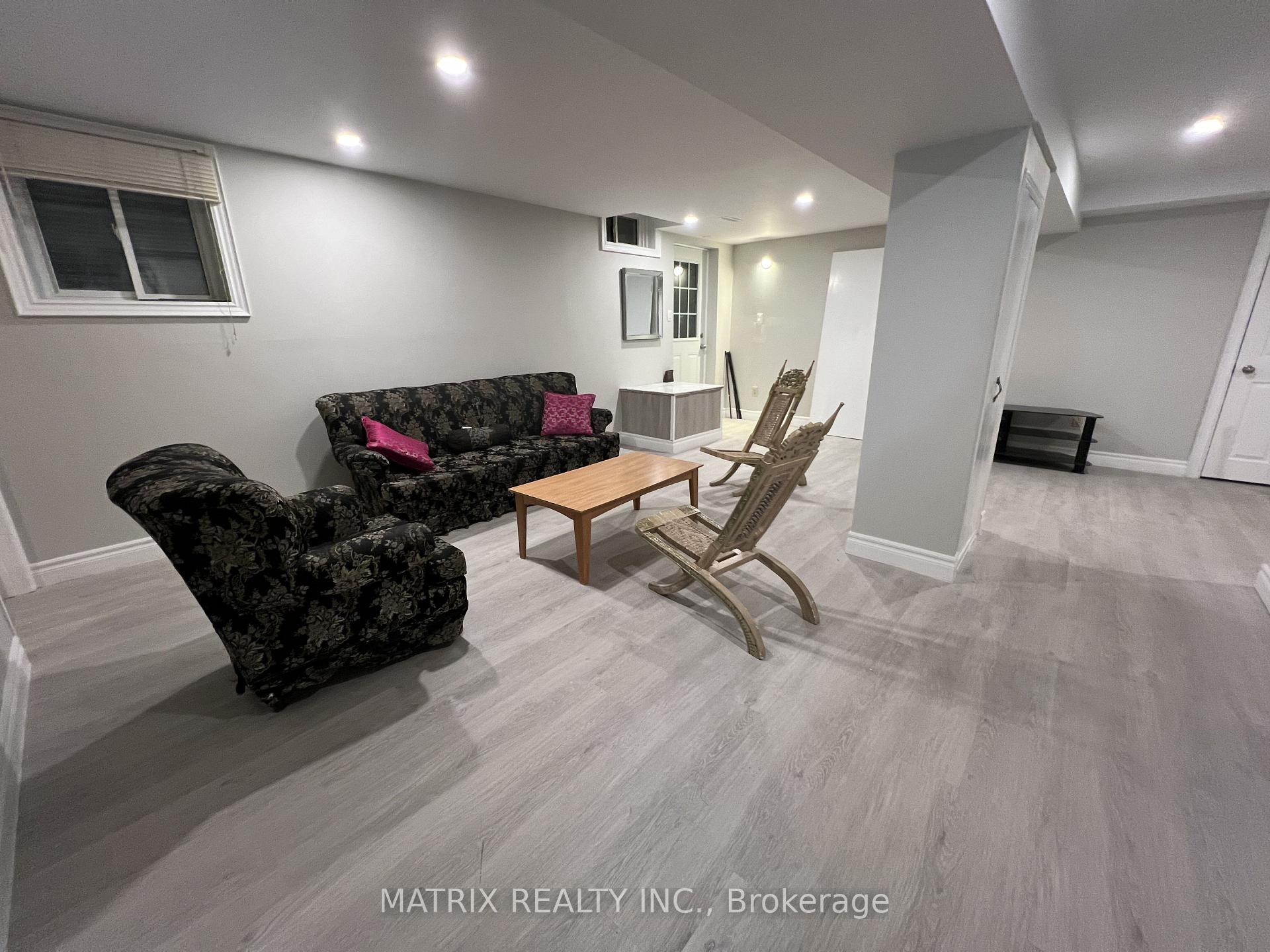 Photo 4 of 2370 Denvale Drive, Pickering, Brock Ridge — HOMEH