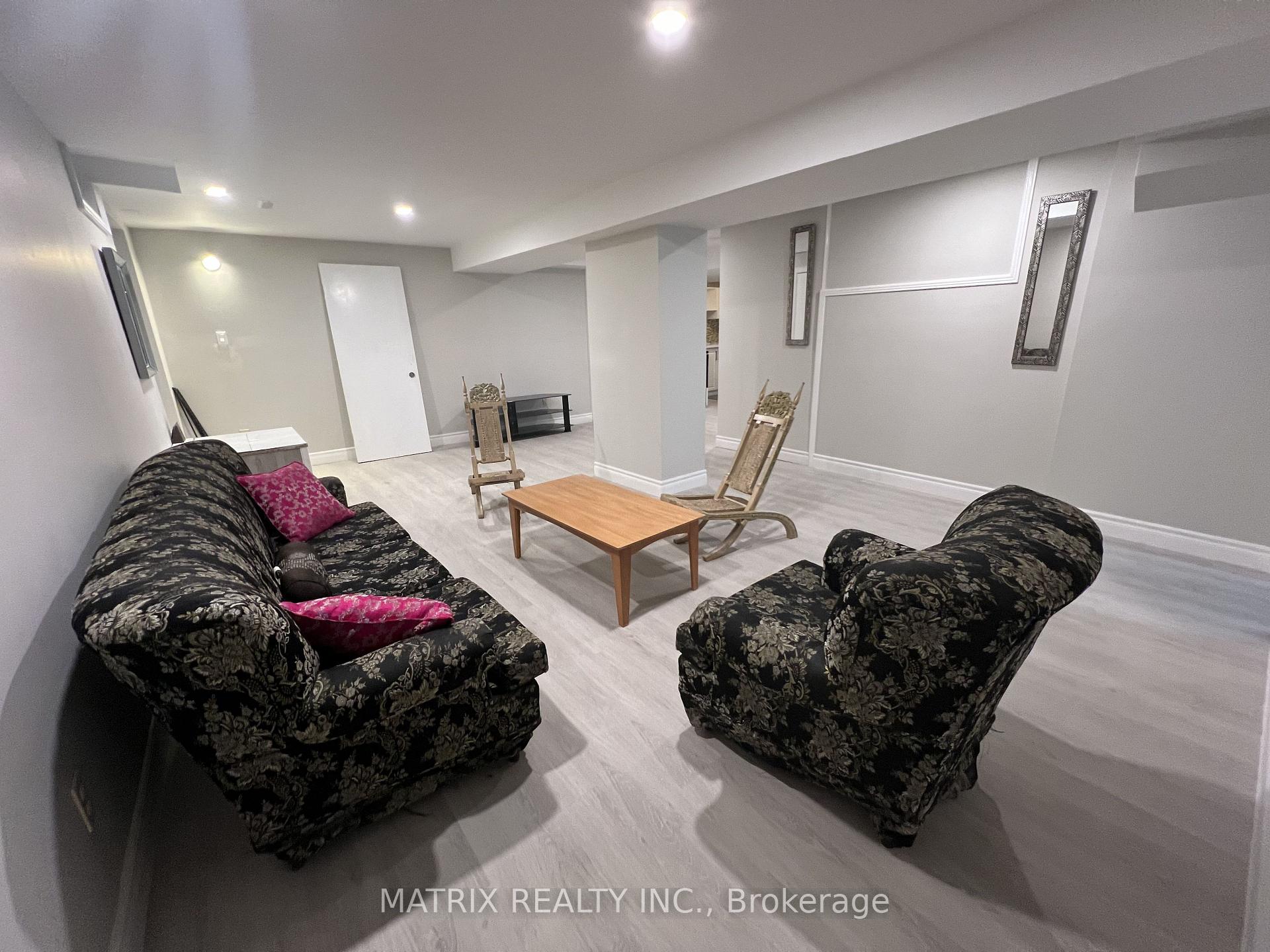 Photo 5 of 2370 Denvale Drive, Pickering, Brock Ridge — HOMEH