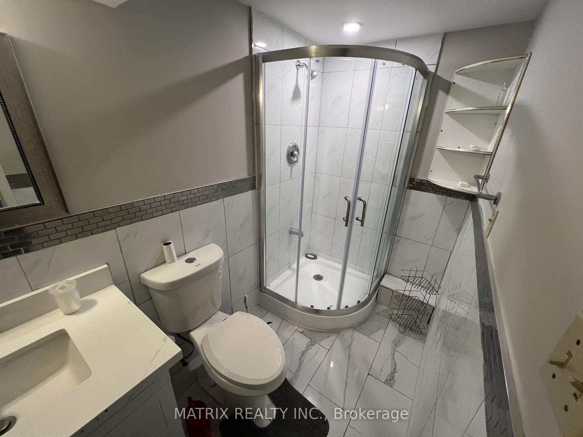 Photo 11 of 2370 Denvale Drive, Pickering, Brock Ridge — HOMEH