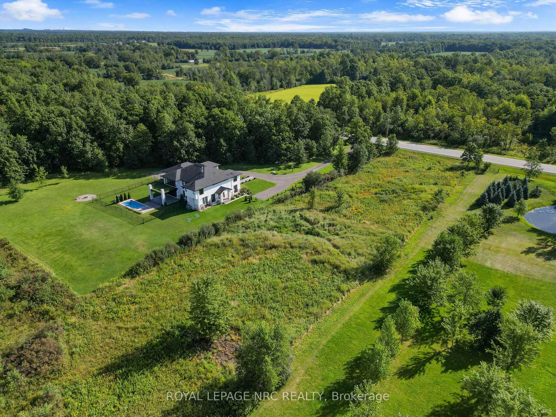 Photo 2 of Montrose Road, Niagara Falls, Schisler — HOMEH