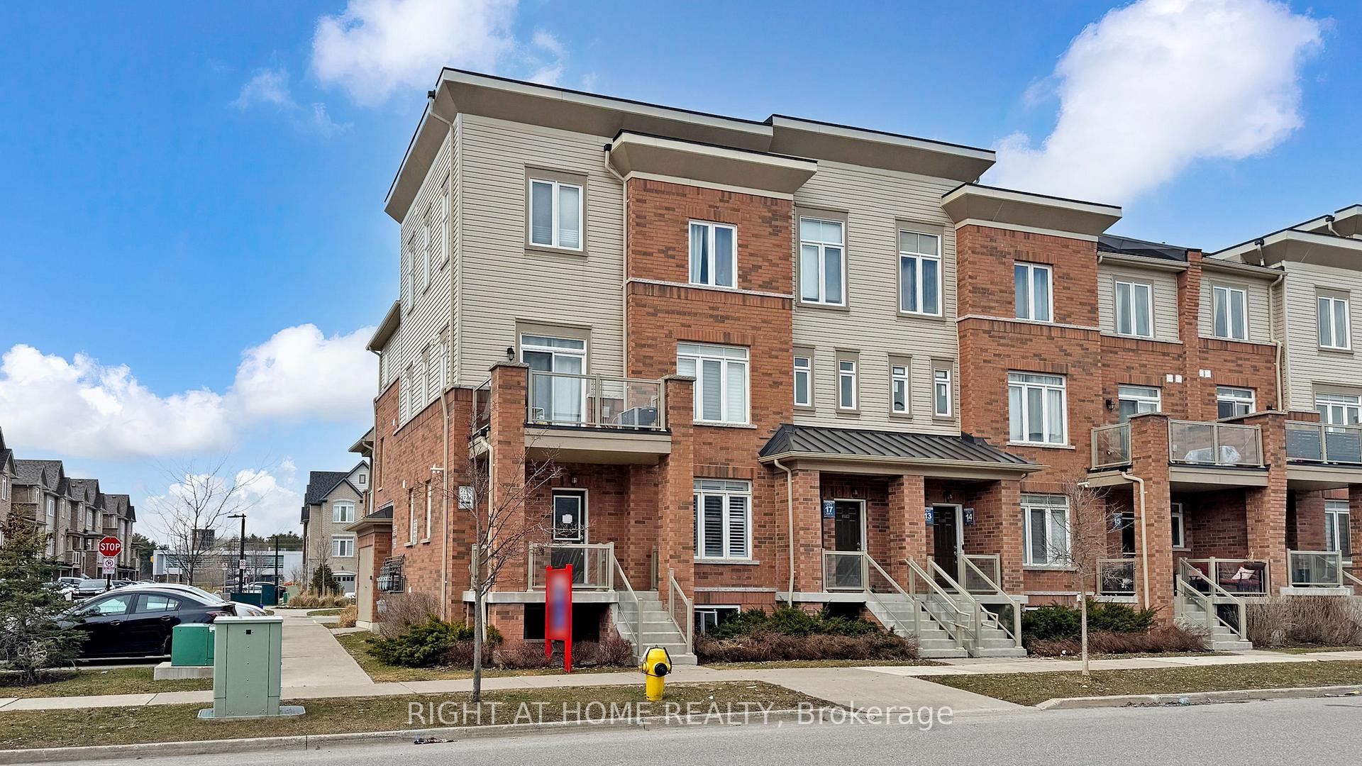 Photo 5 of Unit 16, 2710 William Jackson Drive E, Pickering, Duffin Heights — HOMEH