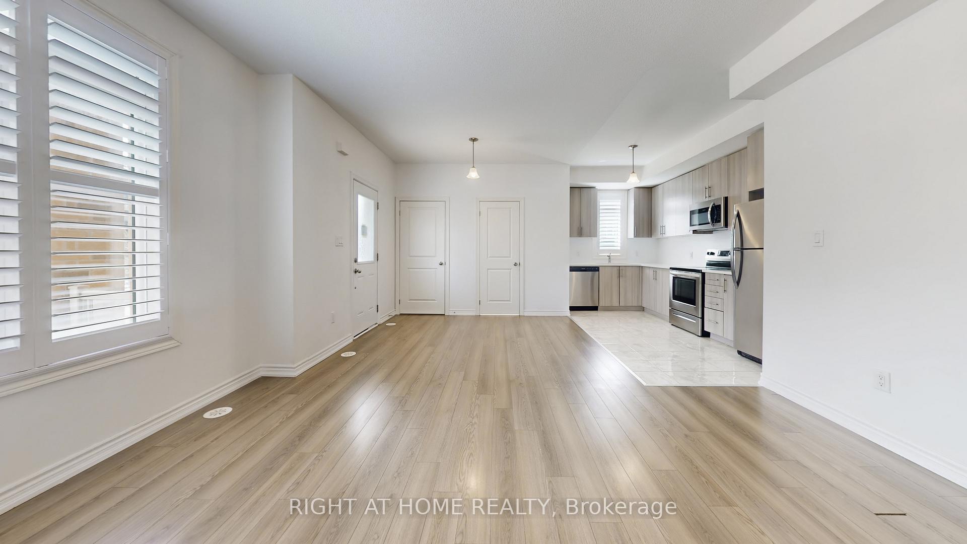 Photo 12 of Unit 16, 2710 William Jackson Drive E, Pickering, Duffin Heights — HOMEH