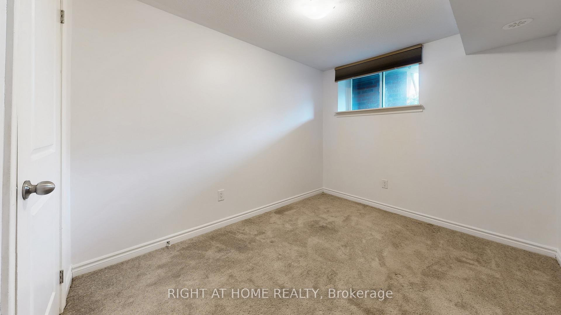 Photo 21 of Unit 16, 2710 William Jackson Drive E, Pickering, Duffin Heights — HOMEH