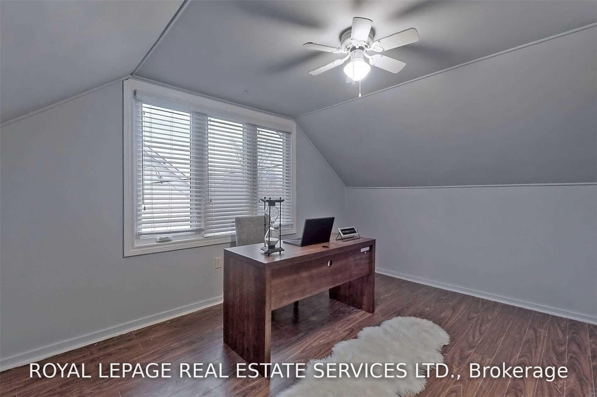 Photo 13 of 27 Normandy Boulevard, Halton Hills, Georgetown — HOMEH