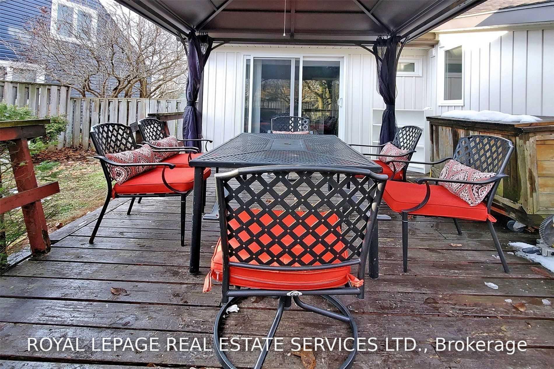 Photo 21 of 27 Normandy Boulevard, Halton Hills, Georgetown — HOMEH
