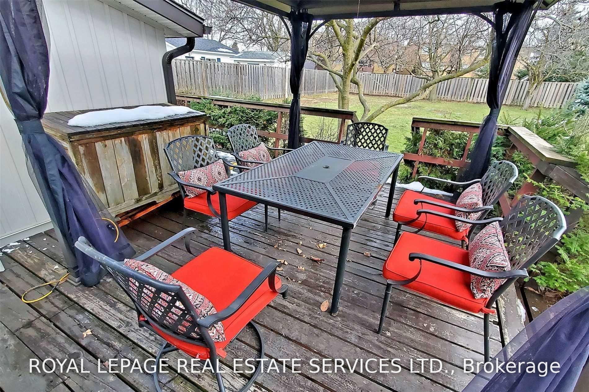 Photo 22 of 27 Normandy Boulevard, Halton Hills, Georgetown — HOMEH