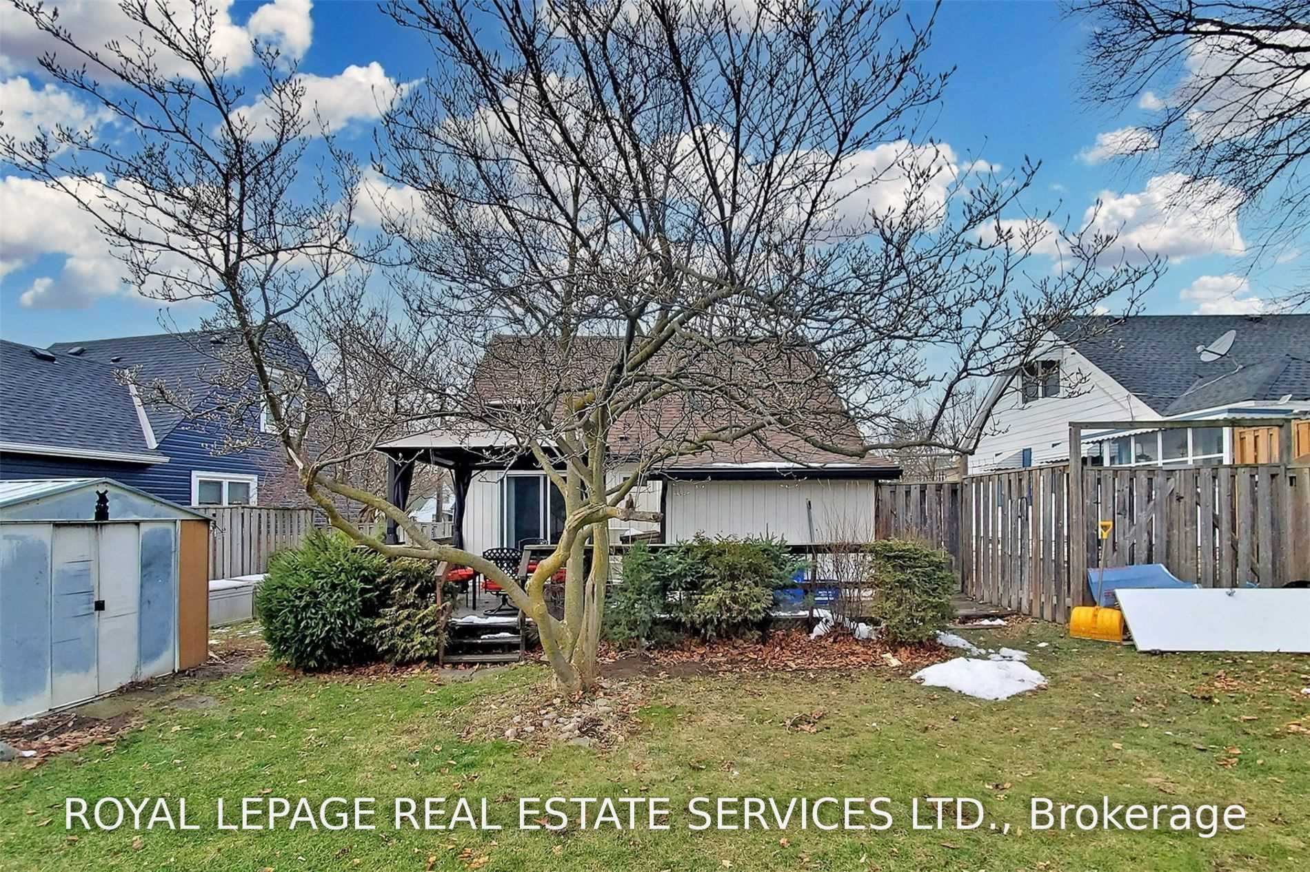 Photo 24 of 27 Normandy Boulevard, Halton Hills, Georgetown — HOMEH