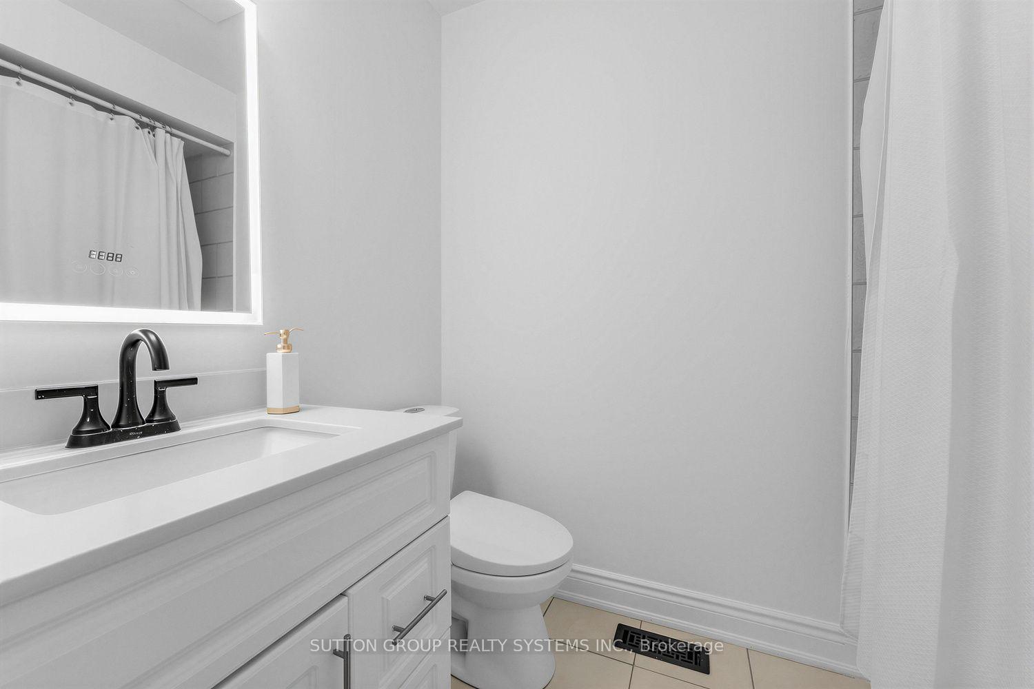 Photo 23 of 51 Gilgorm Road, Brampton, Brampton West — HOMEH