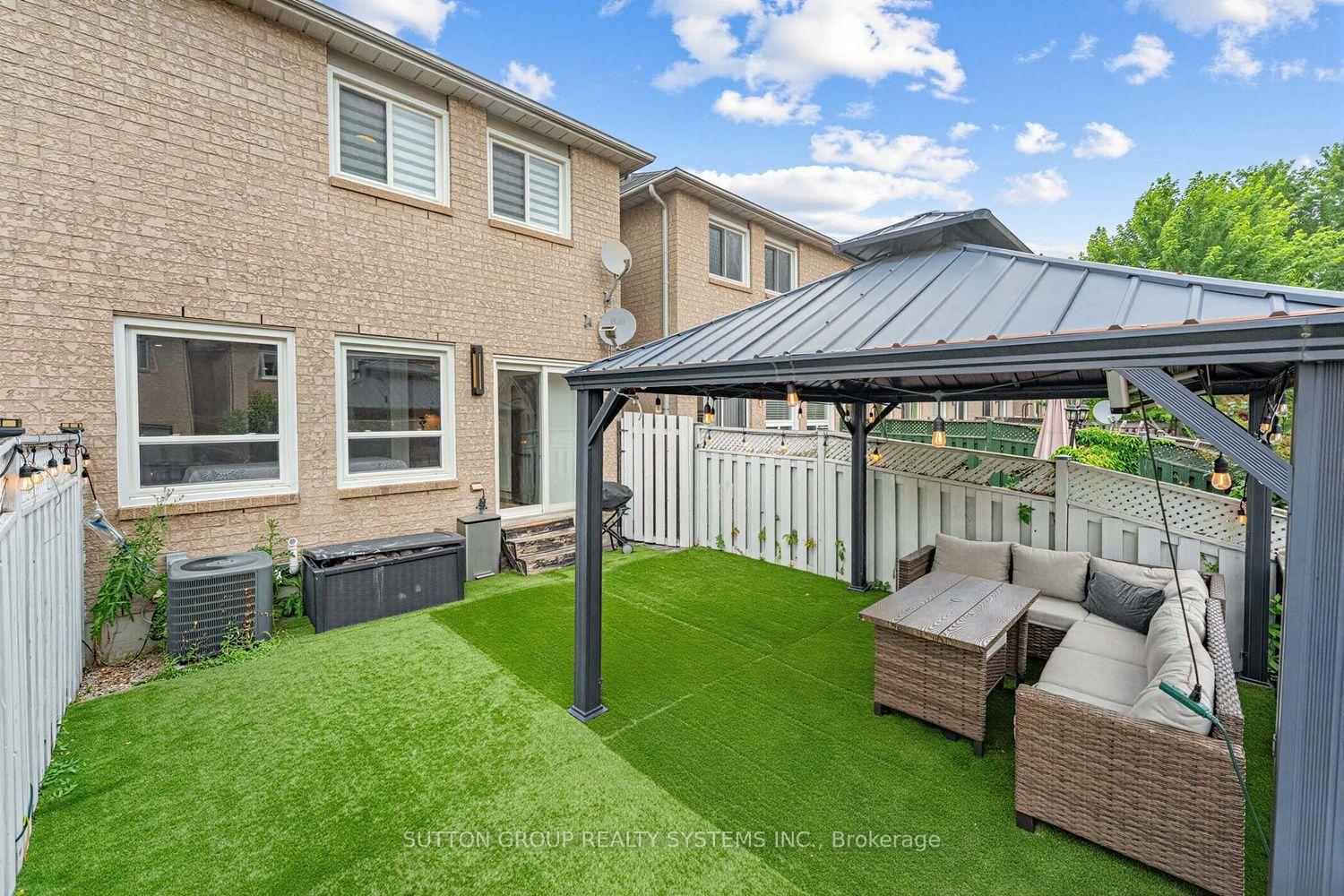 Photo 34 of 51 Gilgorm Road, Brampton, Brampton West — HOMEH