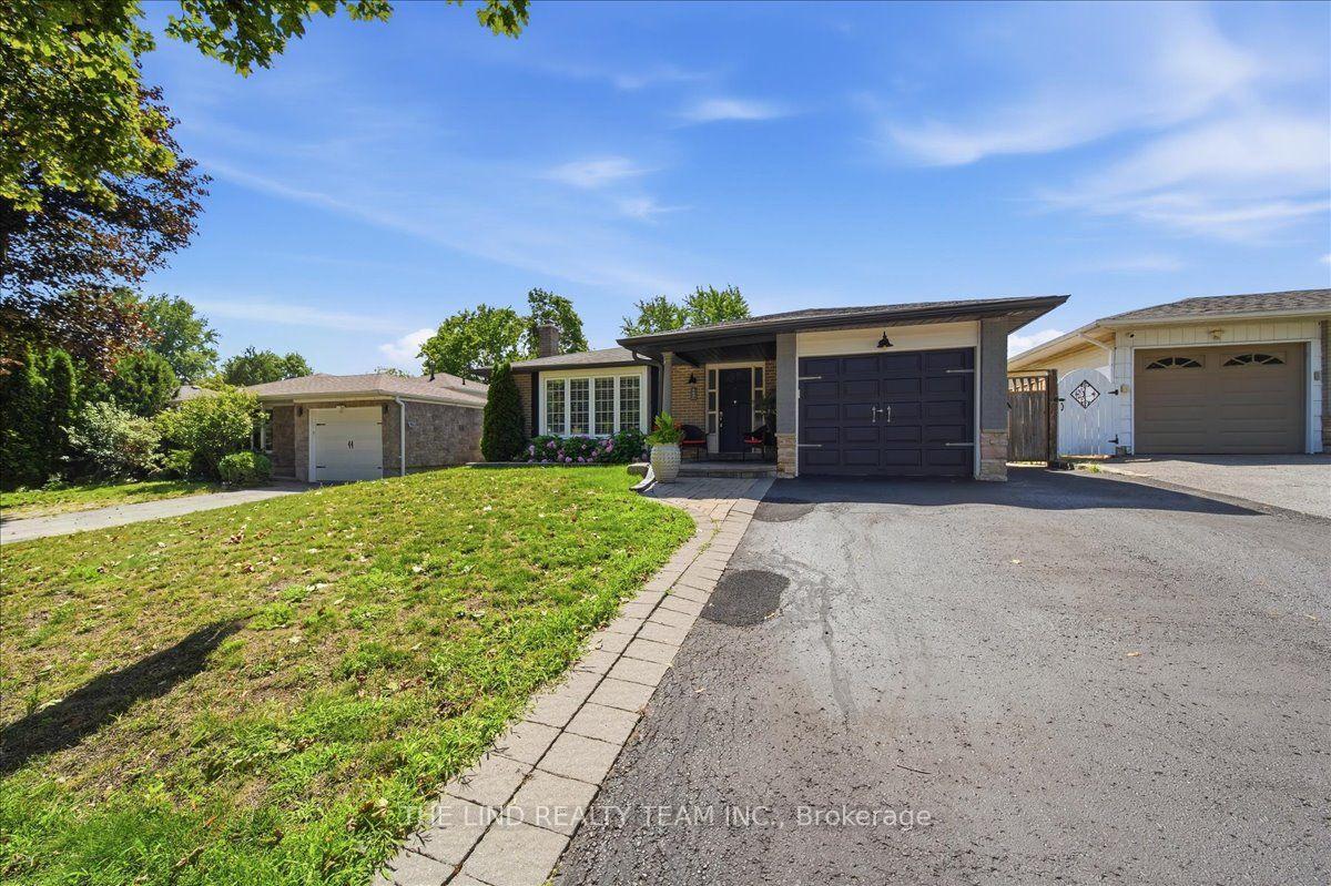 Photo 4 of 163 Orchard Heights Boulevard, Aurora, Aurora Heights — HOMEH
