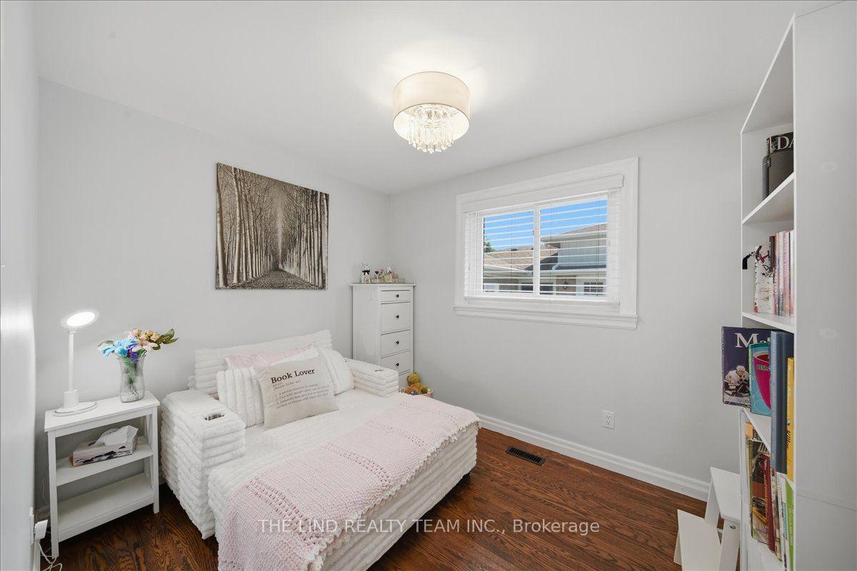 Photo 22 of 163 Orchard Heights Boulevard, Aurora, Aurora Heights — HOMEH