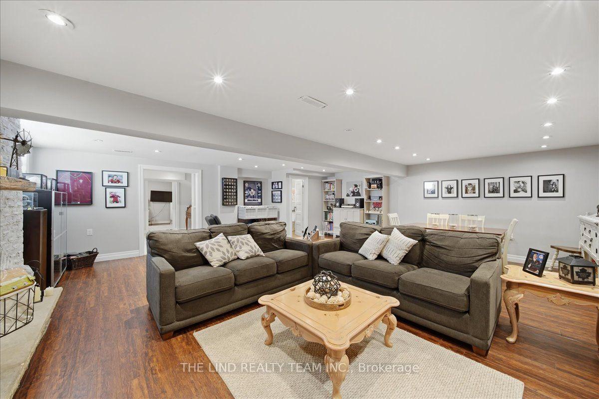 Photo 26 of 163 Orchard Heights Boulevard, Aurora, Aurora Heights — HOMEH