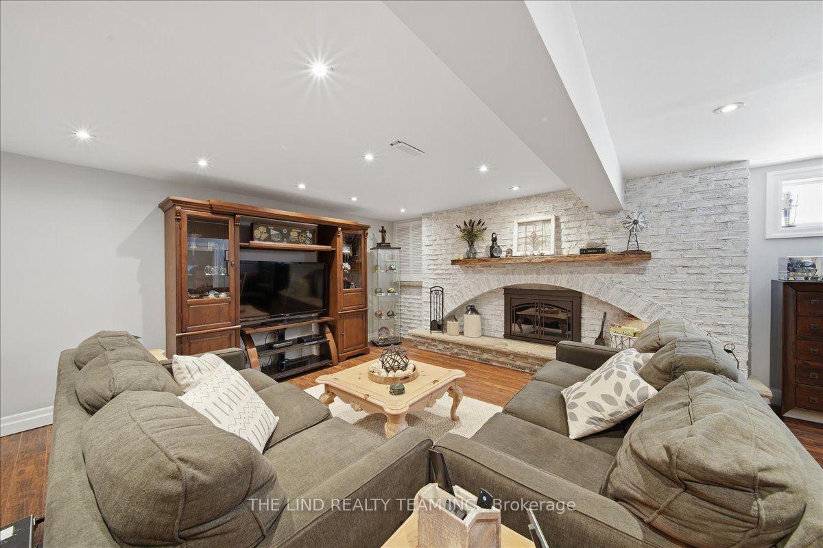 Photo 29 of 163 Orchard Heights Boulevard, Aurora, Aurora Heights — HOMEH