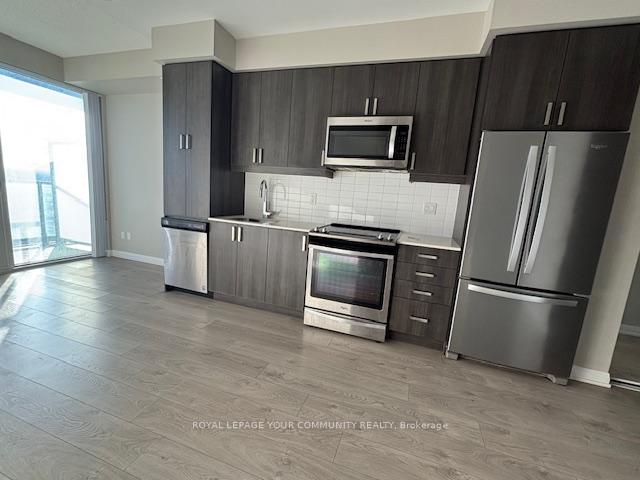 Photo 7 of Unit 1810, 7895 Jane Street, Vaughan, Concord — HOMEH