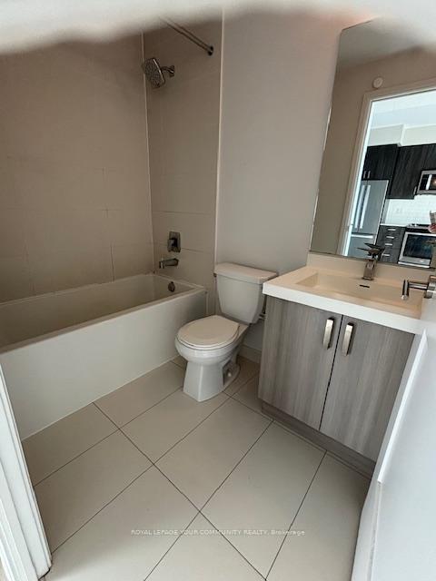 Photo 10 of Unit 1810, 7895 Jane Street, Vaughan, Concord — HOMEH