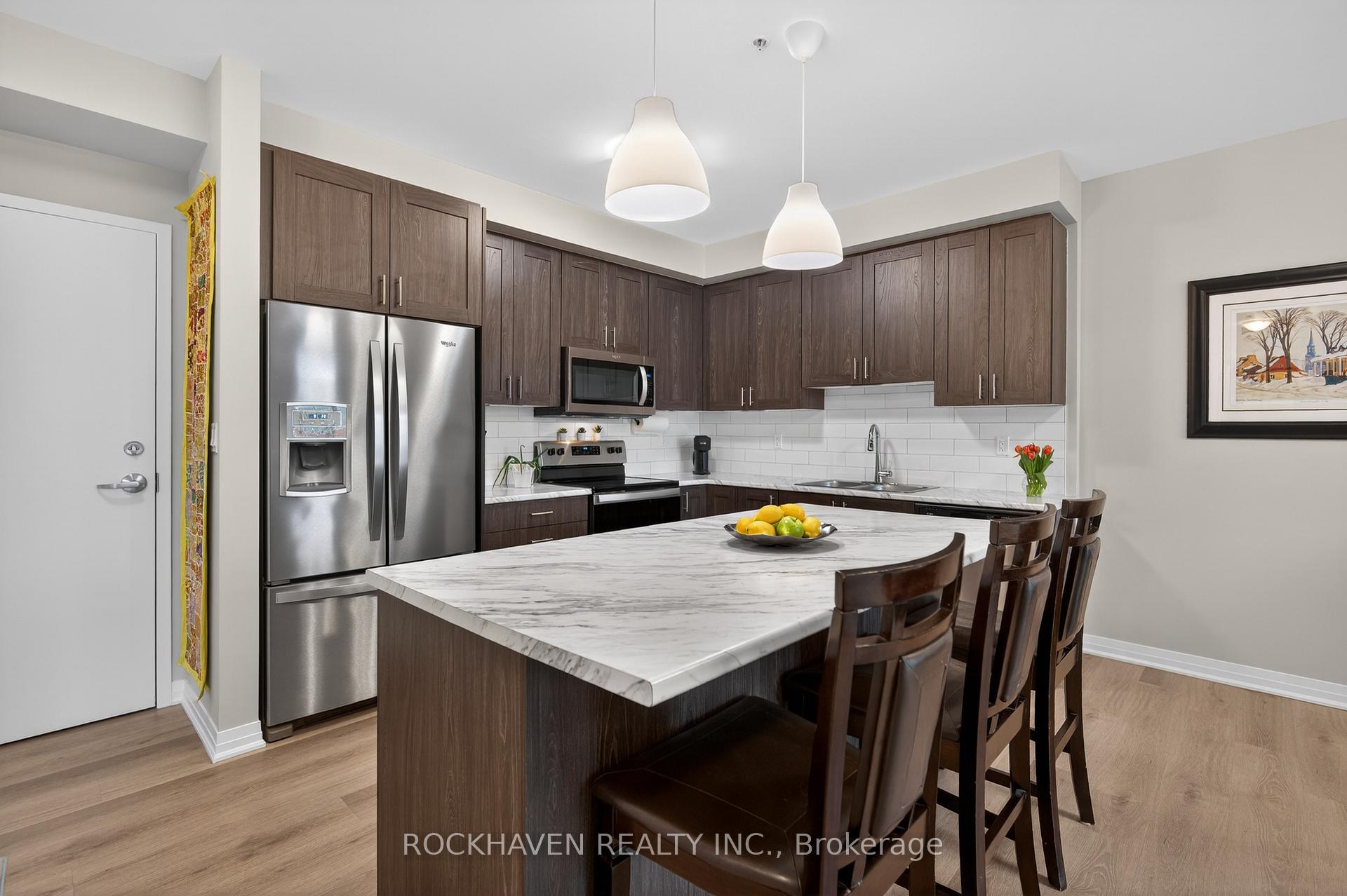 Photo 8 of Unit 209, 5 Hamilton Street N, Hamilton, Waterdown — HOMEH
