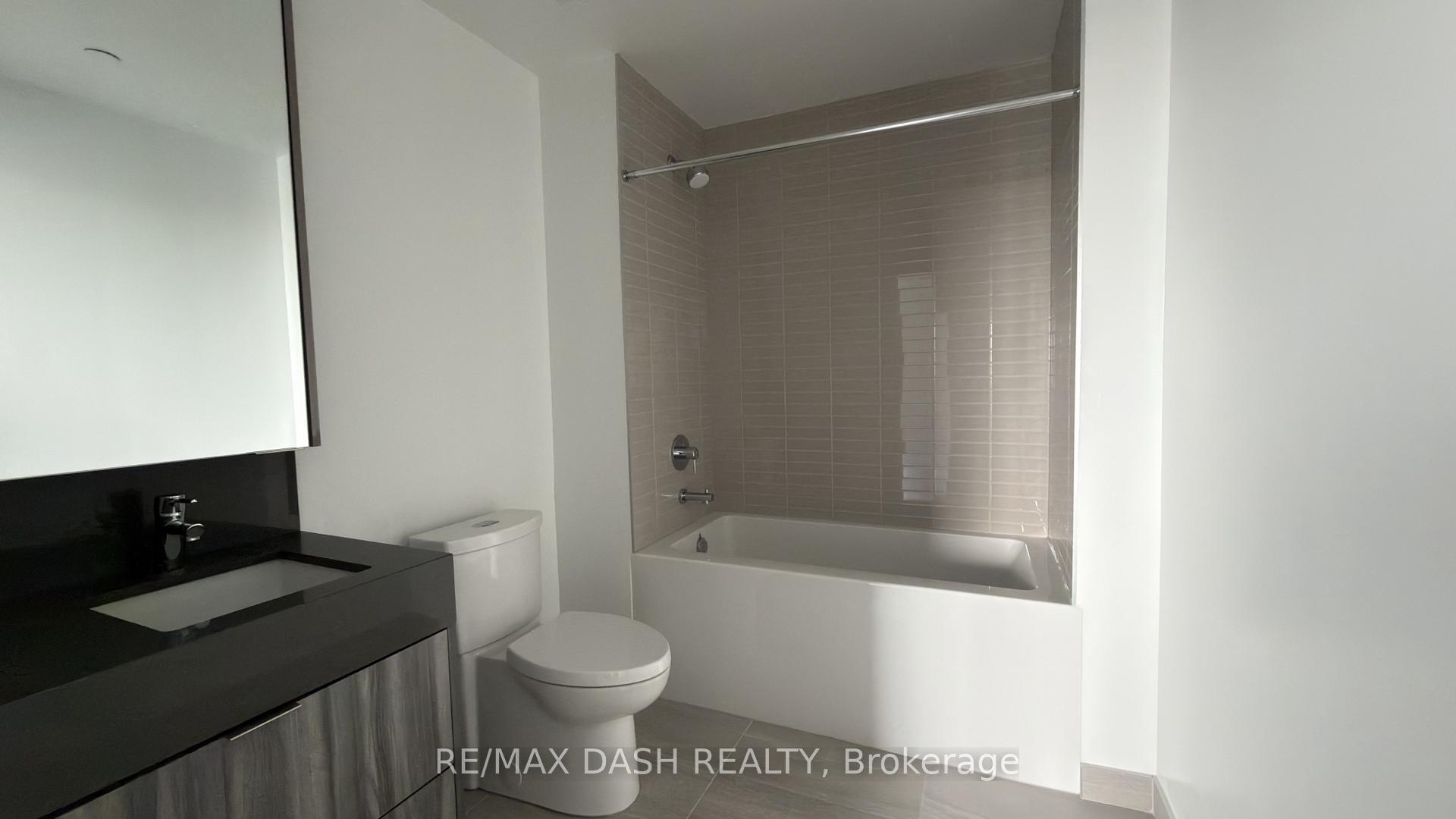 Photo 10 of Unit 1011, 6 Flavelle Trail, Vaughan, Steeles West Industrial — HOMEH