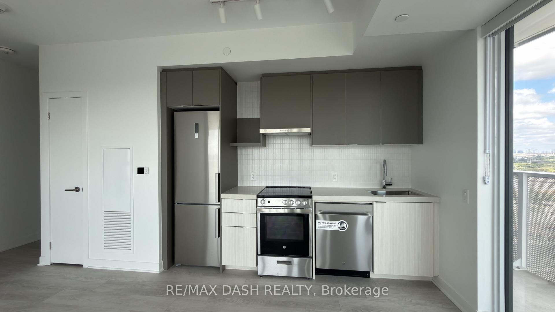 Photo 16 of Unit 1404, 10 Flavelle Trail, Vaughan, Steeles West Industrial — HOMEH