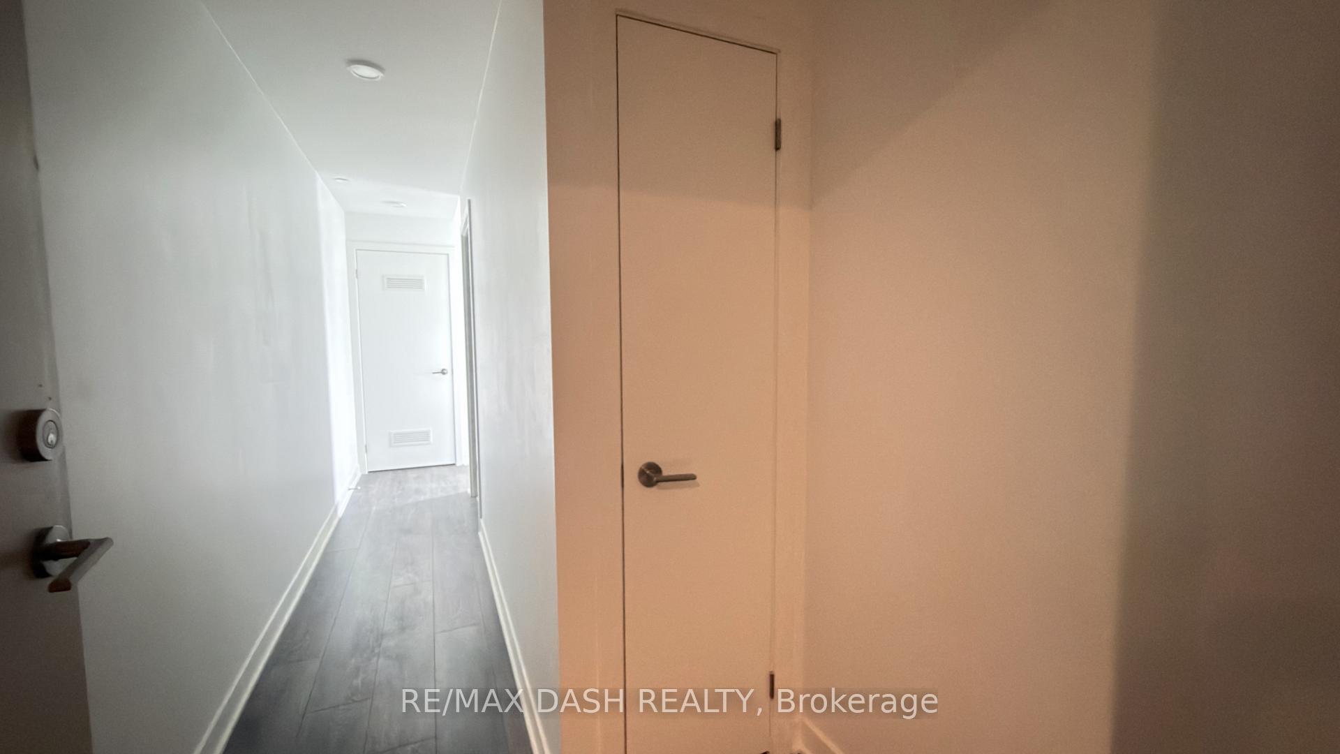 Photo 8 of Unit 714, 6 Flavelle Trail, Vaughan, Steeles West Industrial — HOMEH