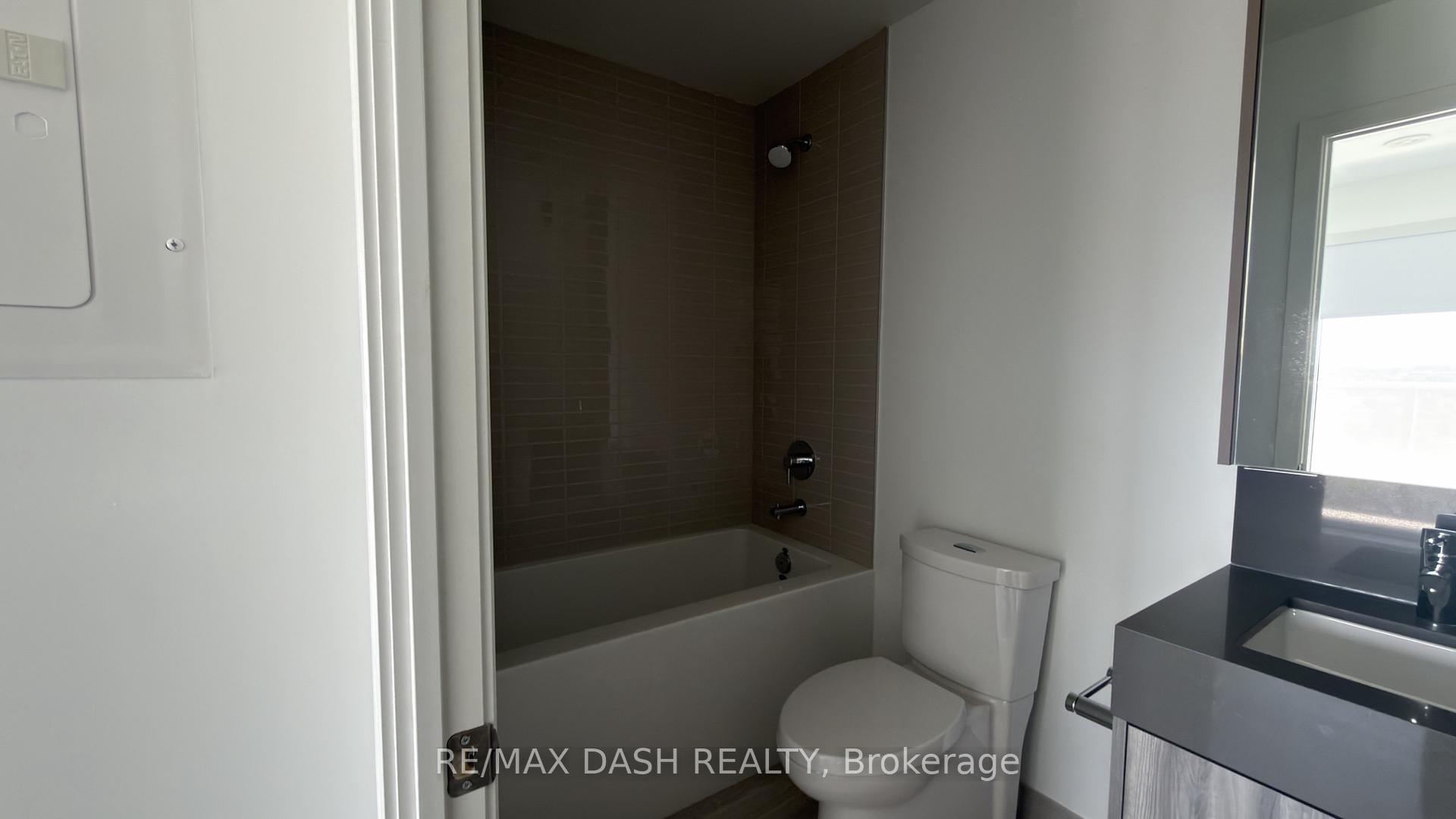 Photo 13 of Unit 714, 6 Flavelle Trail, Vaughan, Steeles West Industrial — HOMEH