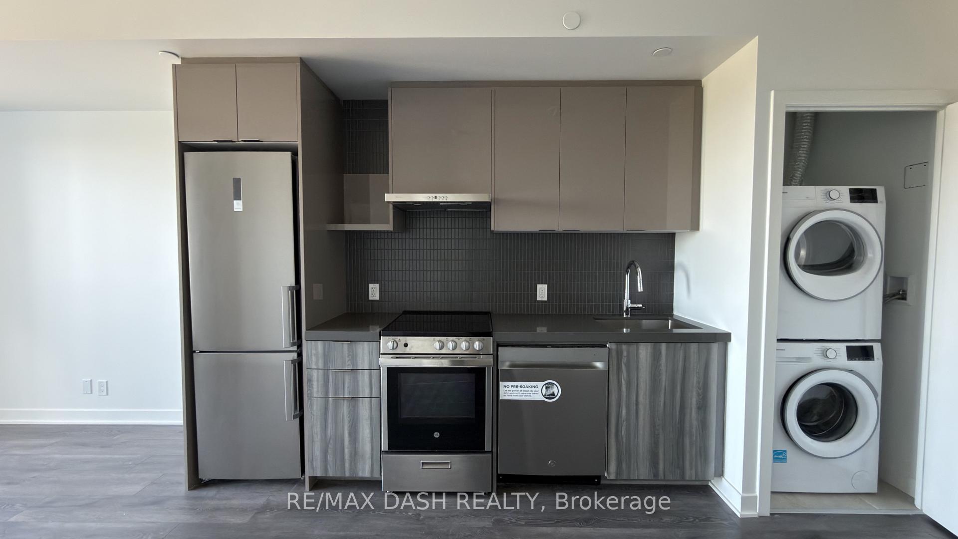 Photo 17 of Unit 1919, 6 Flavelle Trail, Vaughan, Steeles West Industrial — HOMEH