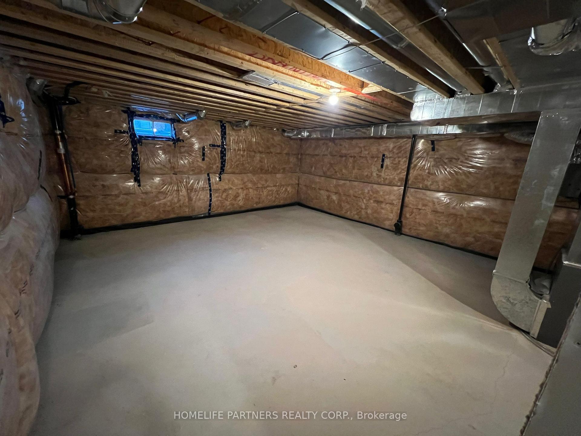 Photo 39 of 60 Monteith Drive, Brantford, Empire South — HOMEH