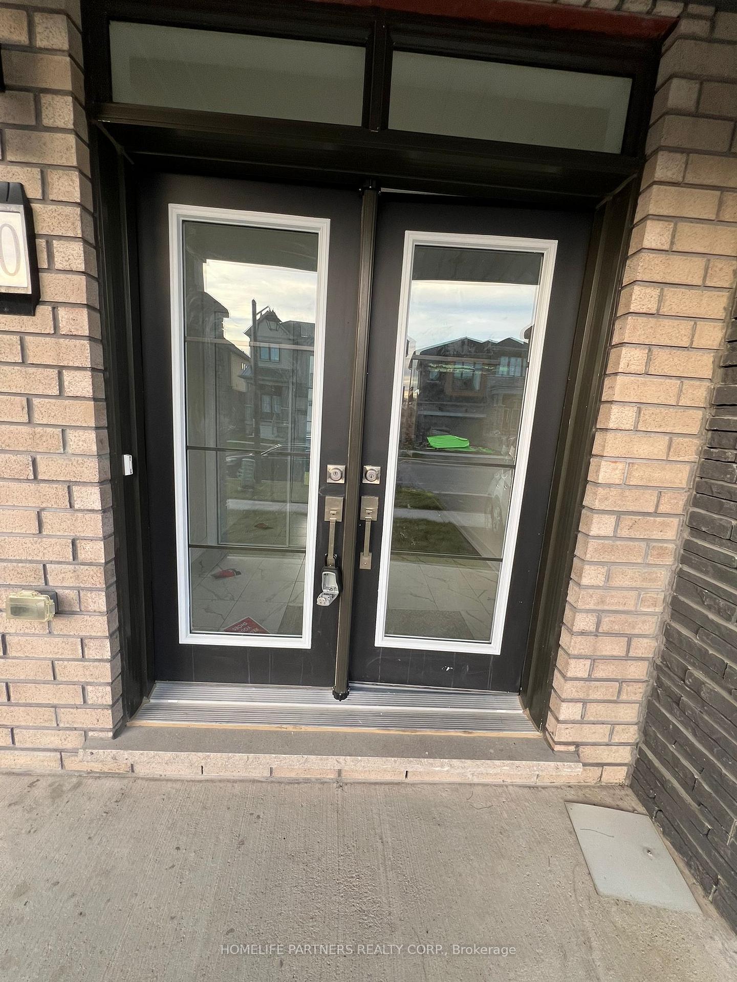 Photo 44 of 60 Monteith Drive, Brantford, Empire South — HOMEH