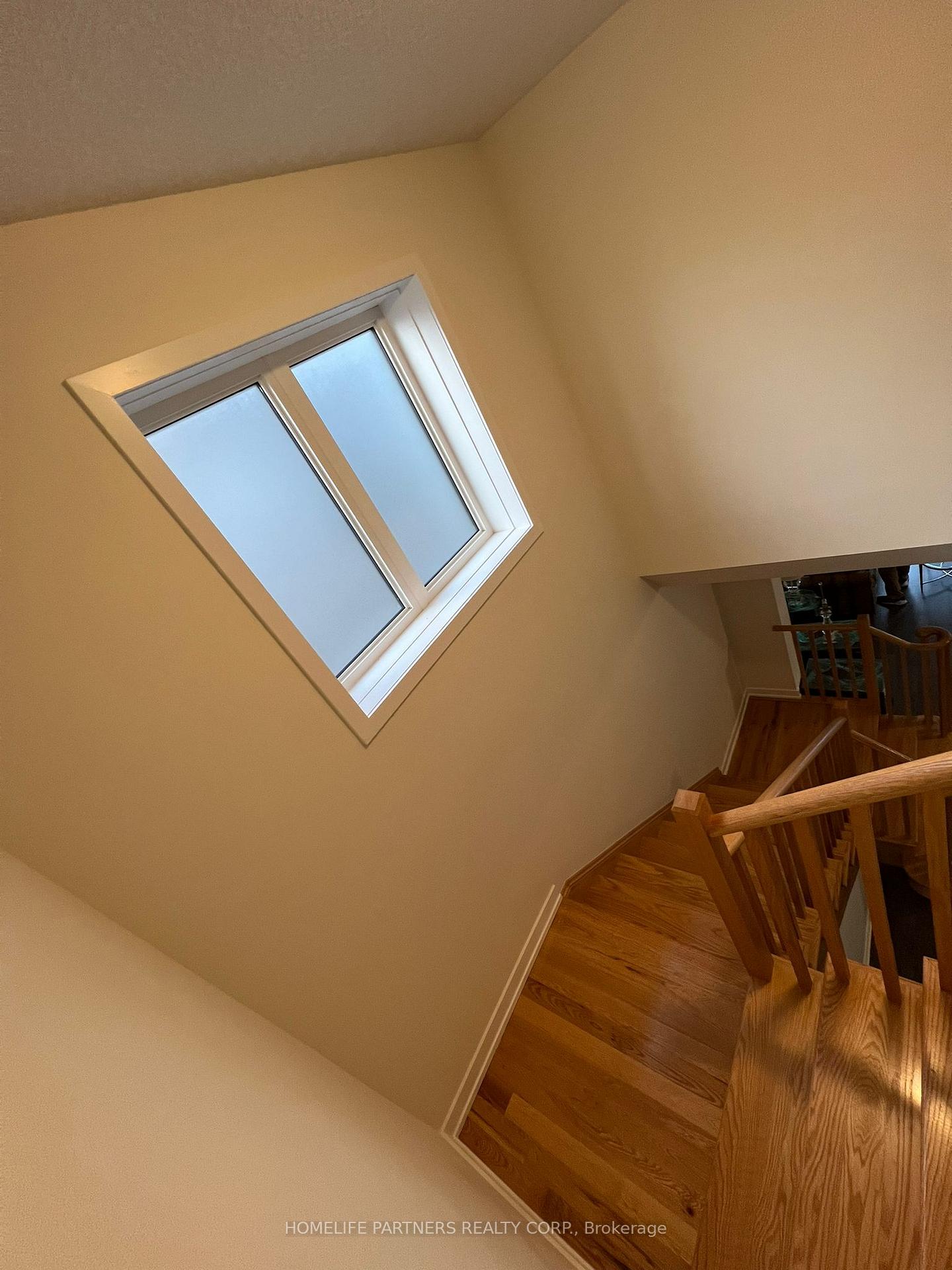 Photo 46 of 60 Monteith Drive, Brantford, Empire South — HOMEH
