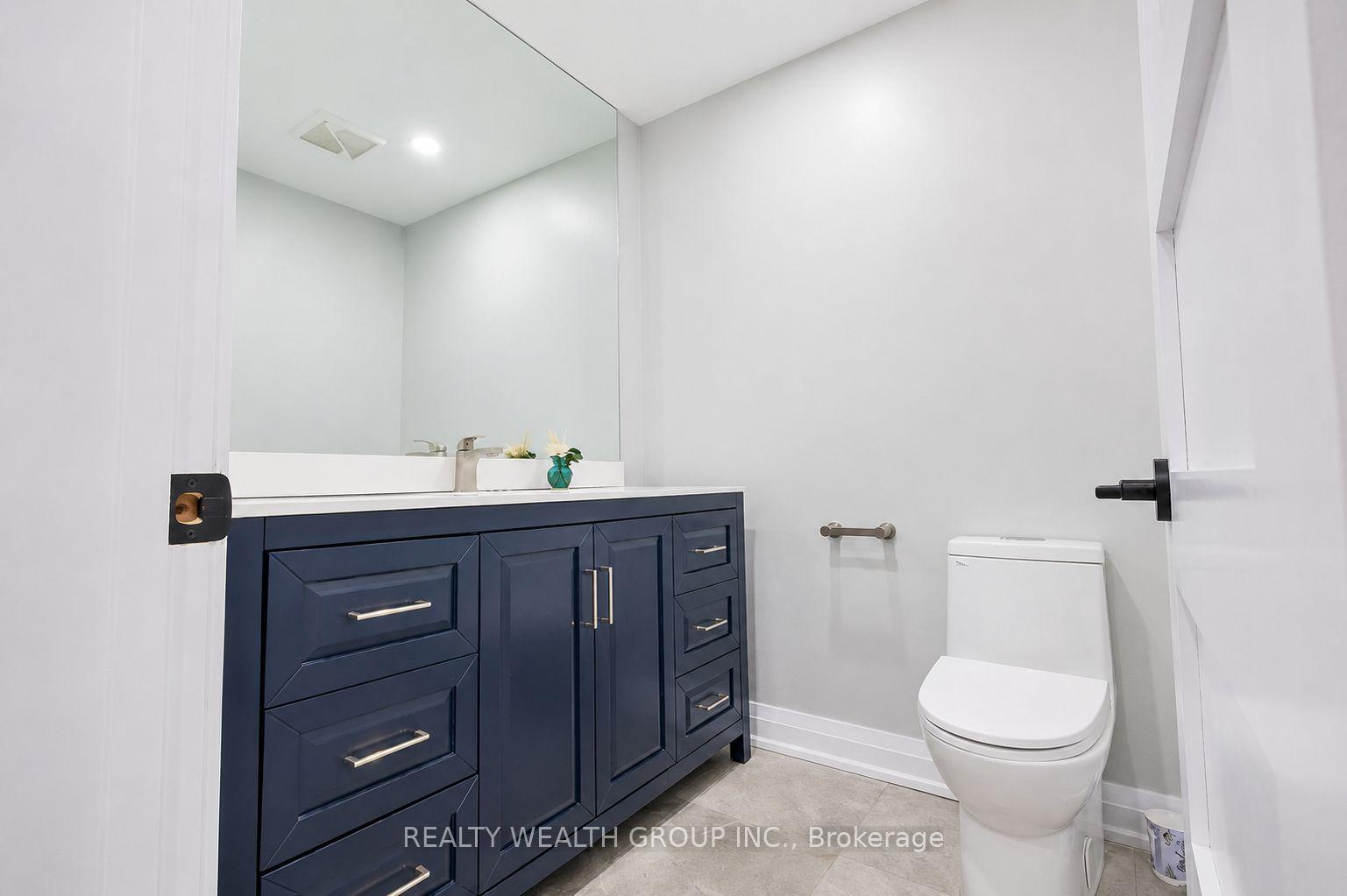 Photo 5 of 264 Shakespeare Drive, Waterloo, Beechwood — HOMEH