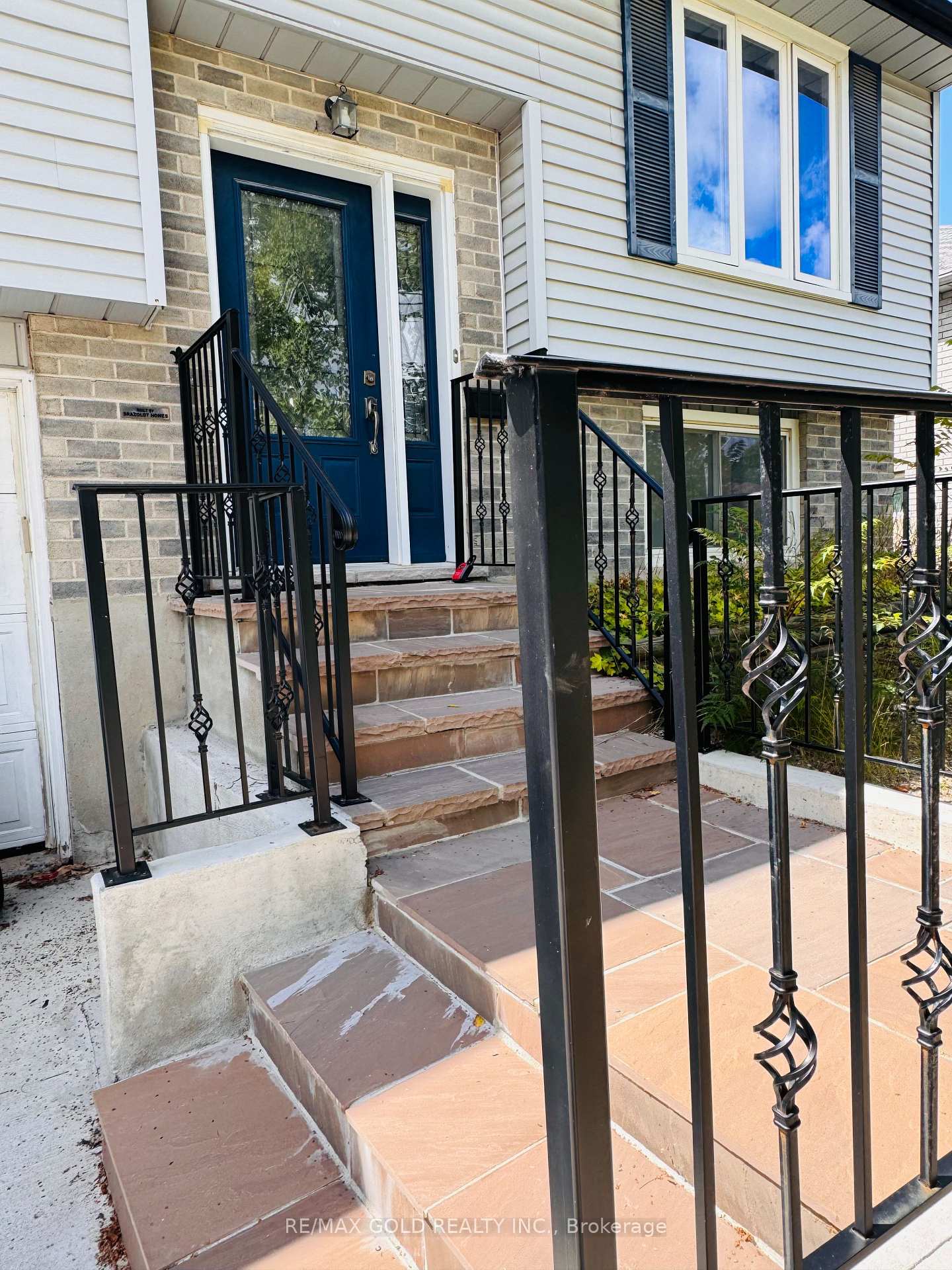 Photo 2 of 345 Imperial Road S, Guelph, Willow West/Sugarbush/West Acres — HOMEH