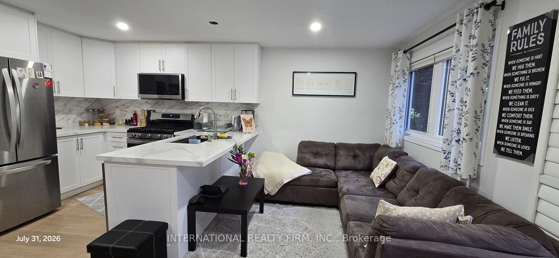 Photo 2 of Unit Main, 261 Soudan Avenue, Toronto, Mount Pleasant West — HOMEH